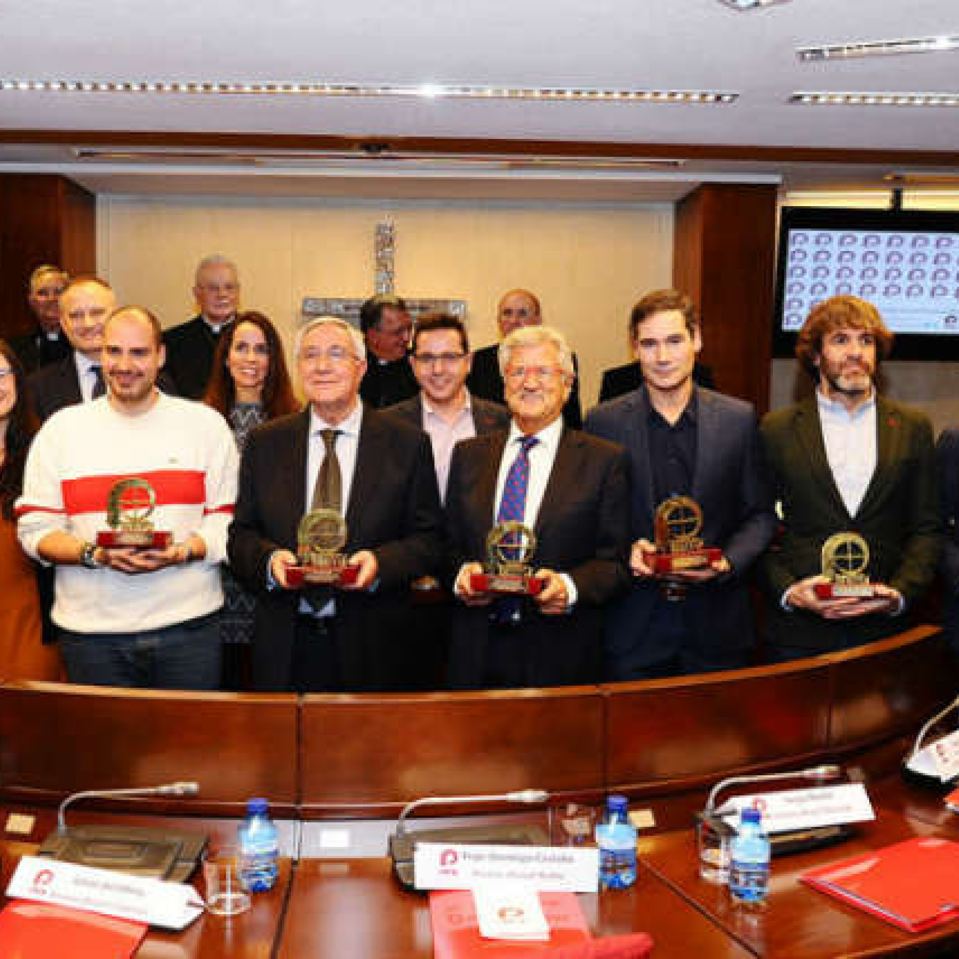 Portada de A Grandes Trazos