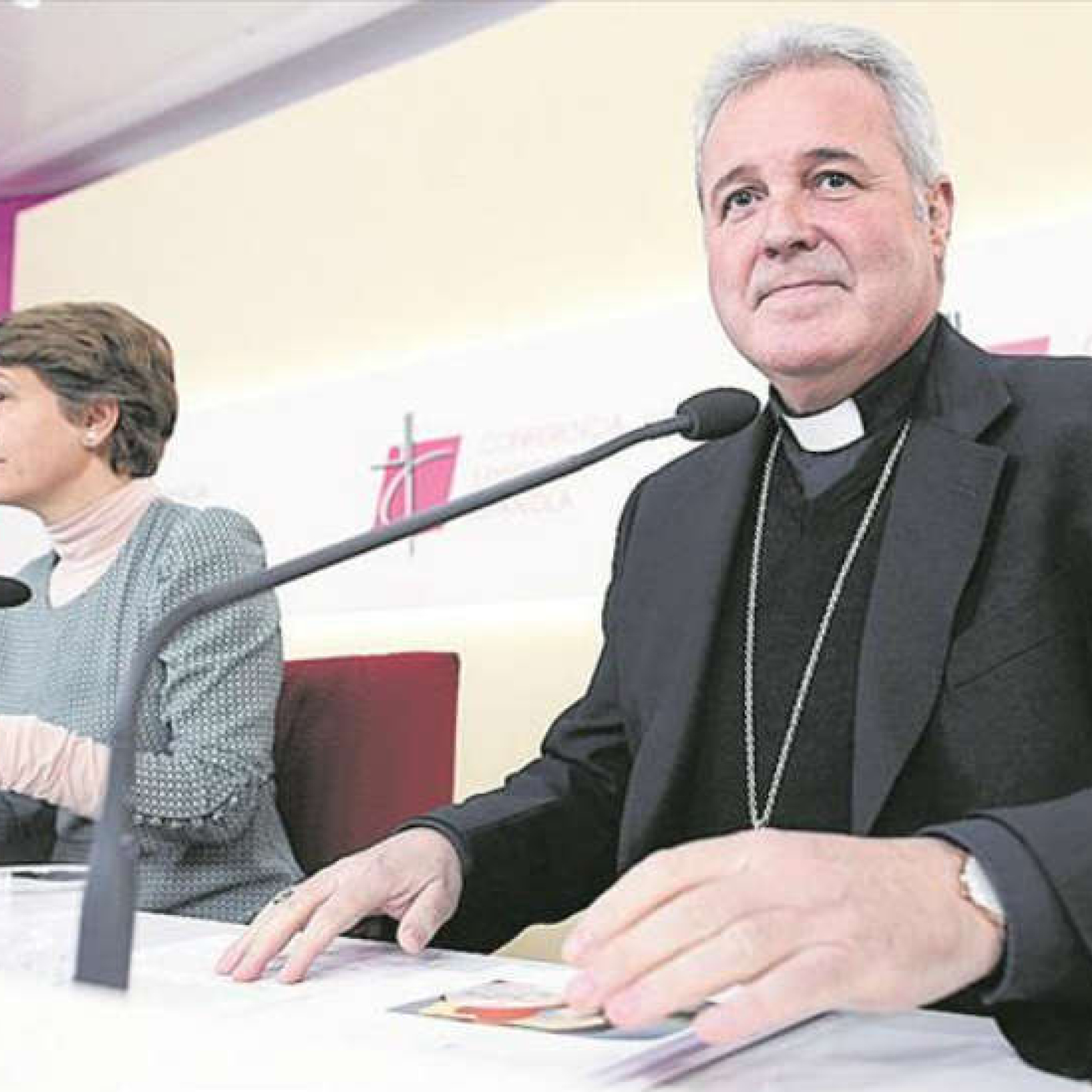 Portada de A Grandes Trazos