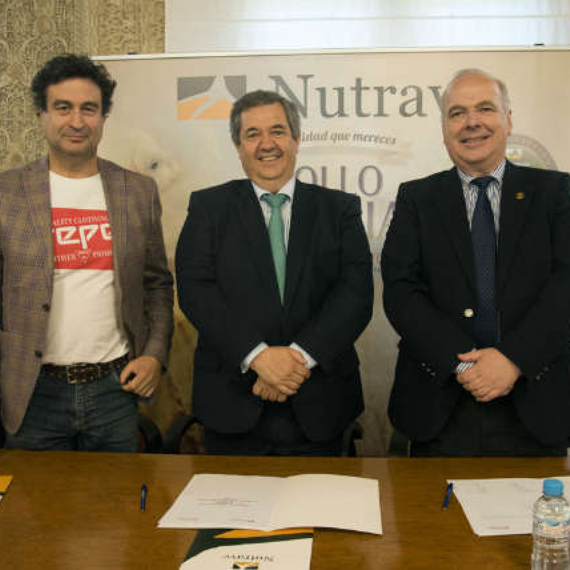 Portada de A Grandes Trazos