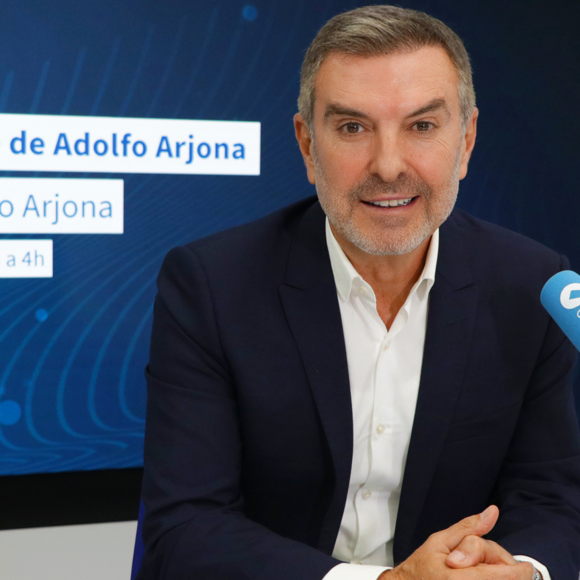 Portada de La Noche de Adolfo Arjona