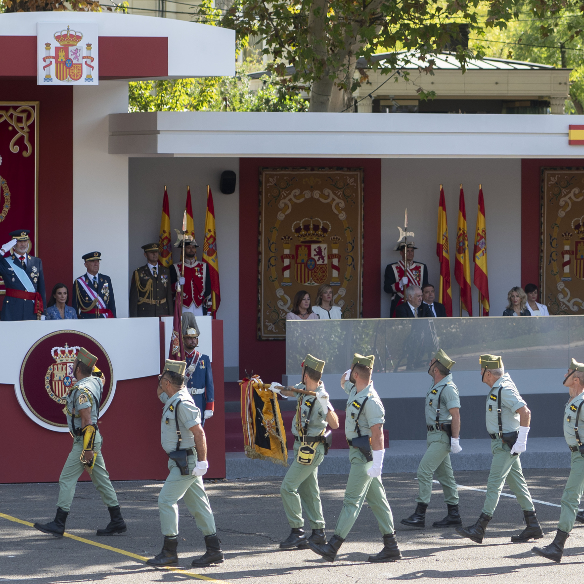 "En el Día de la Hispanidad celebramos la fregona y los gazpachos que han salvado más vidas que la penicilina; España es un país sin el que el mundo no se entiende"