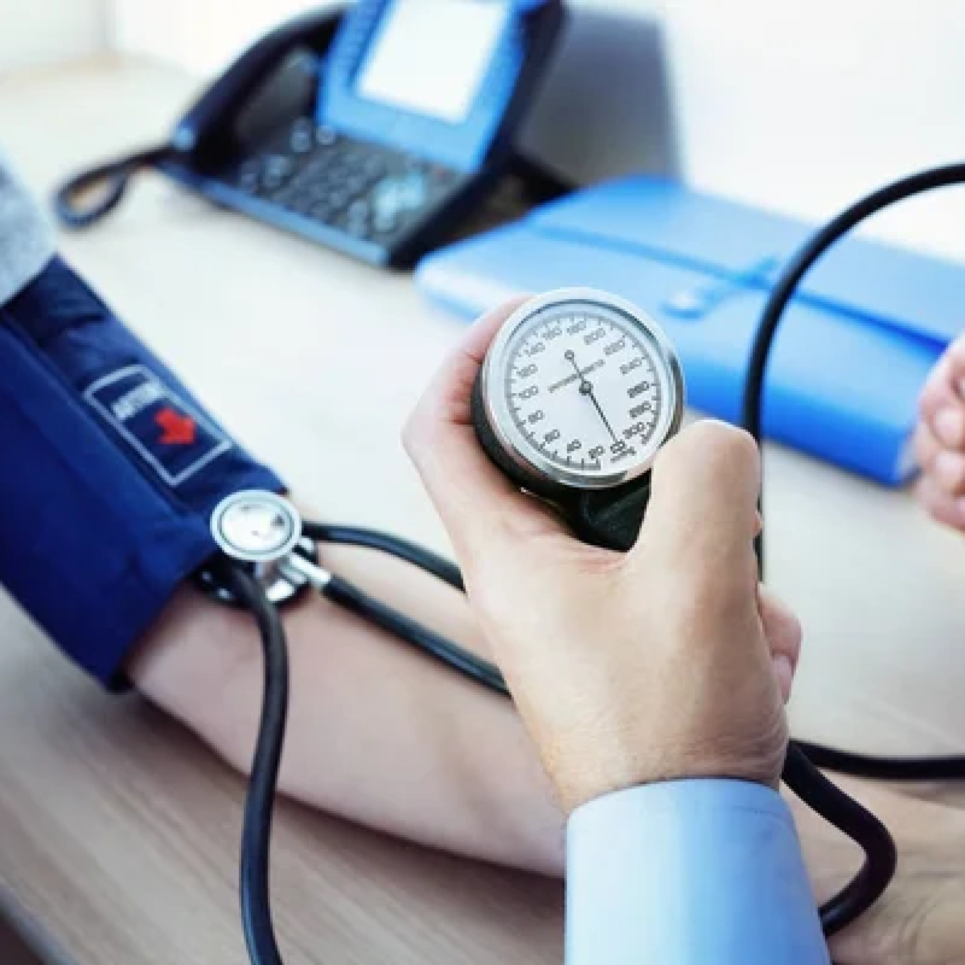 El potasio se revela como el nuevo aliado para luchar contra la hipertensión arterial: "Es una enfermedad silenciosa"