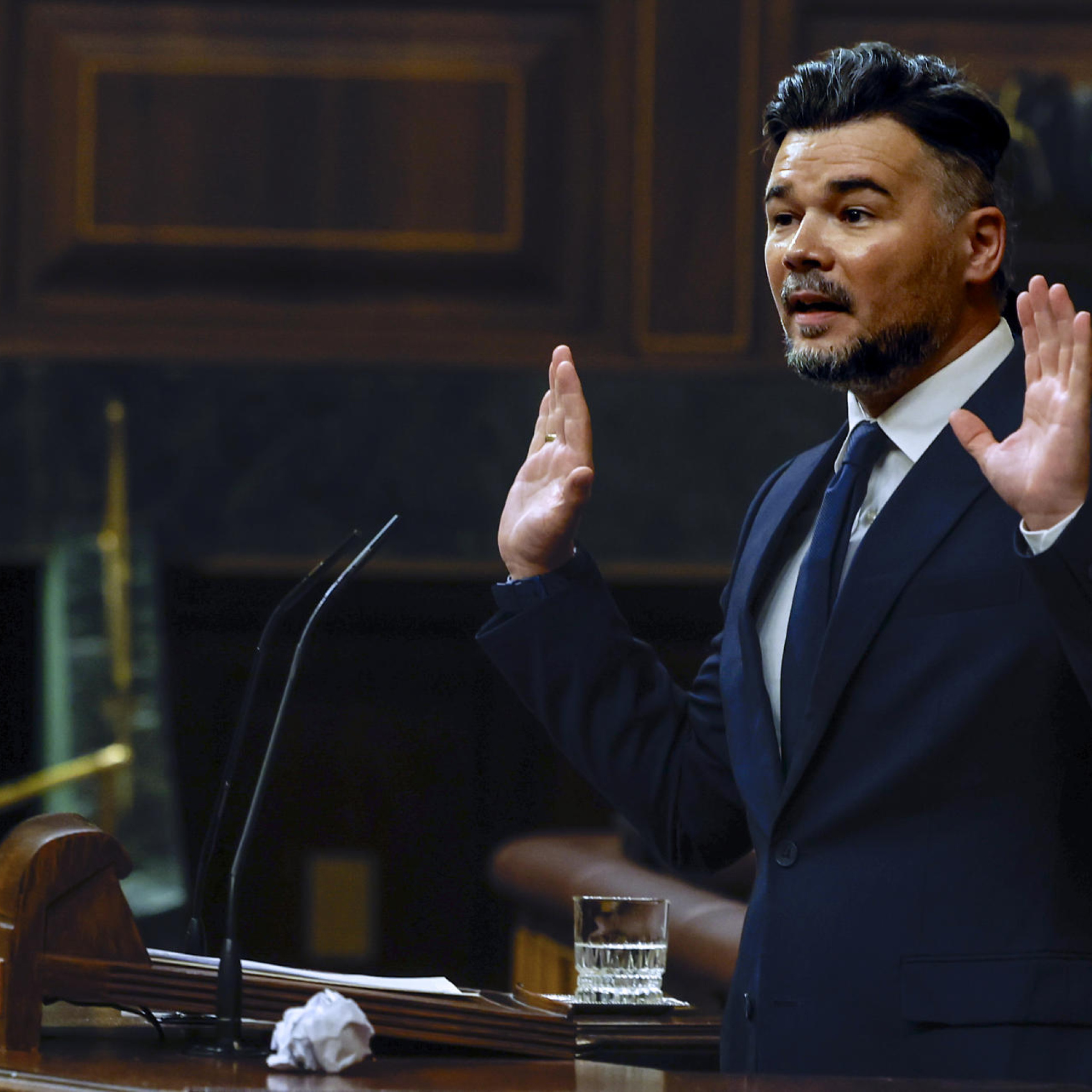 "La inmigración es fundamental en la campaña en Cataluña; Rufián lo sabe. Lleva años modelando su discurso a un tono más duro"