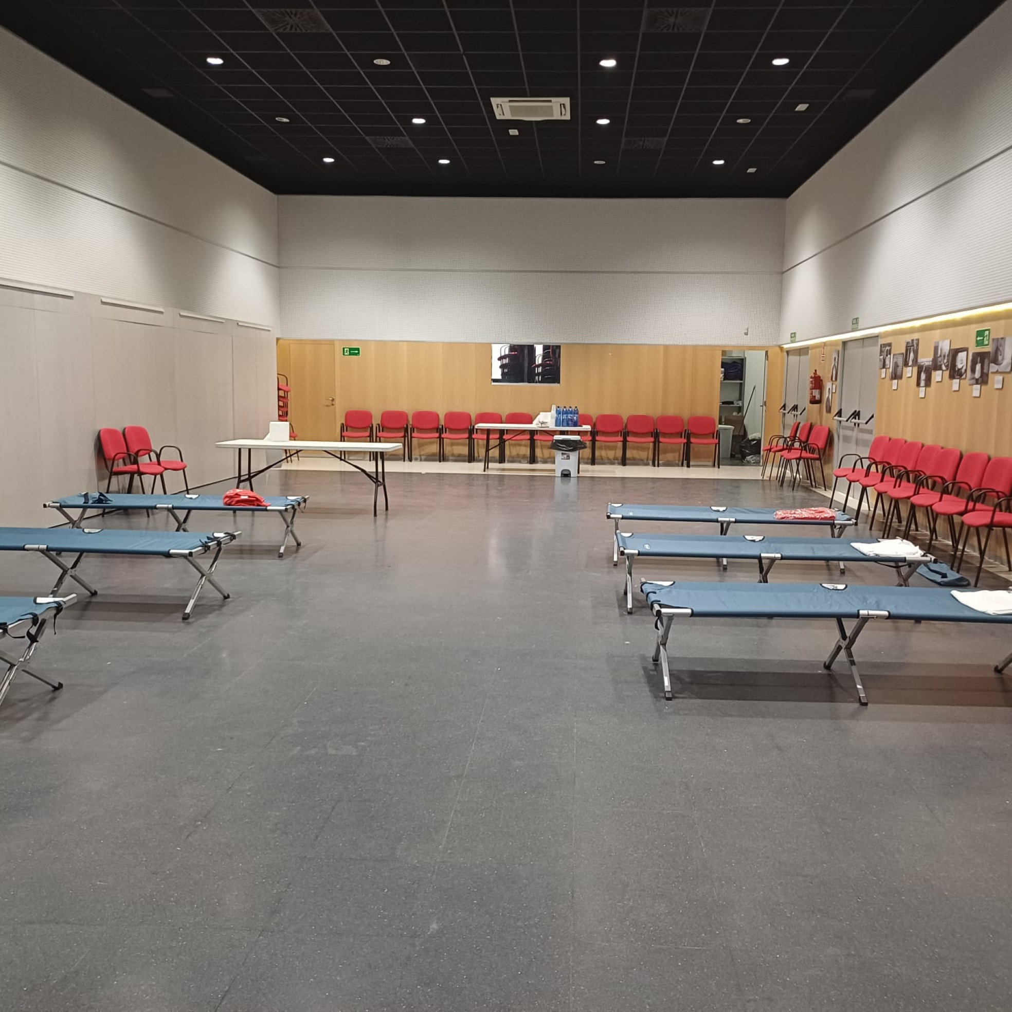 Fran, médico responsable del operativo desplegado en Los Gallardos (Almería): "Ha sido una noche larga y con mucha incertidumbre, pero no han llegado víctimas graves"