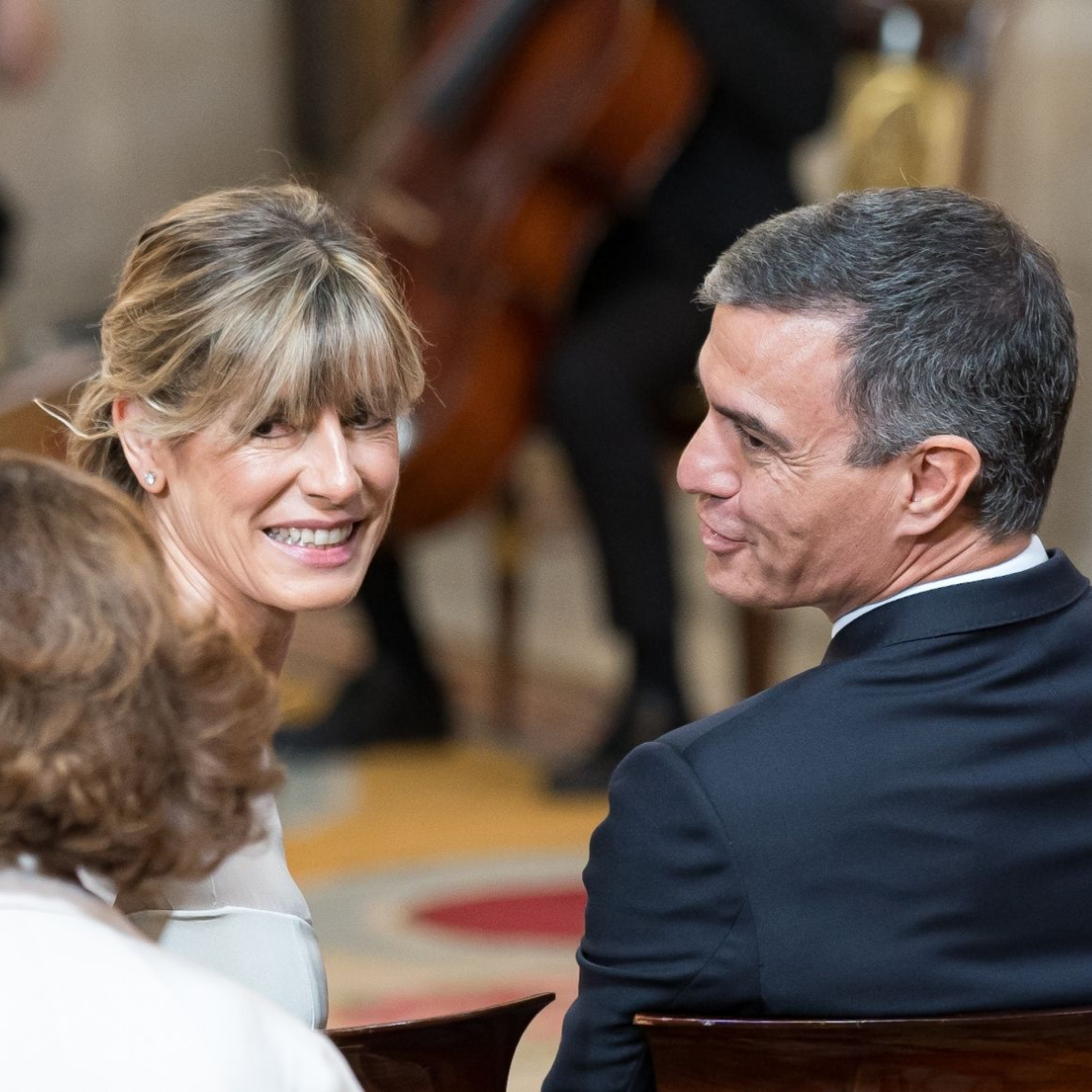 "Podría ser casualidad, pero el informe de la UCO refleja que Begoña Gómez alquilaba por 1.750 euros al mes un piso a un amigo de Pedro Sánchez que era consultor de Plus Ultra" episode artwork