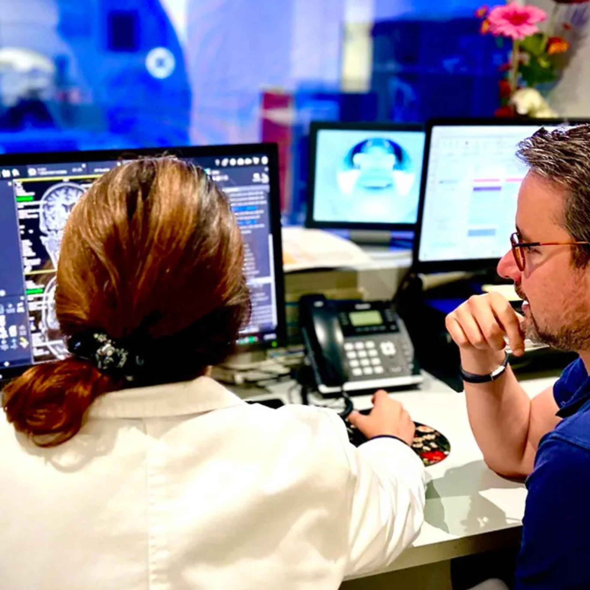 Españoles consiguen un avance fundamental en la detección del Alzheimer: "Un análisis de sangre lo predice 10 años antes de los síntomas" episode artwork