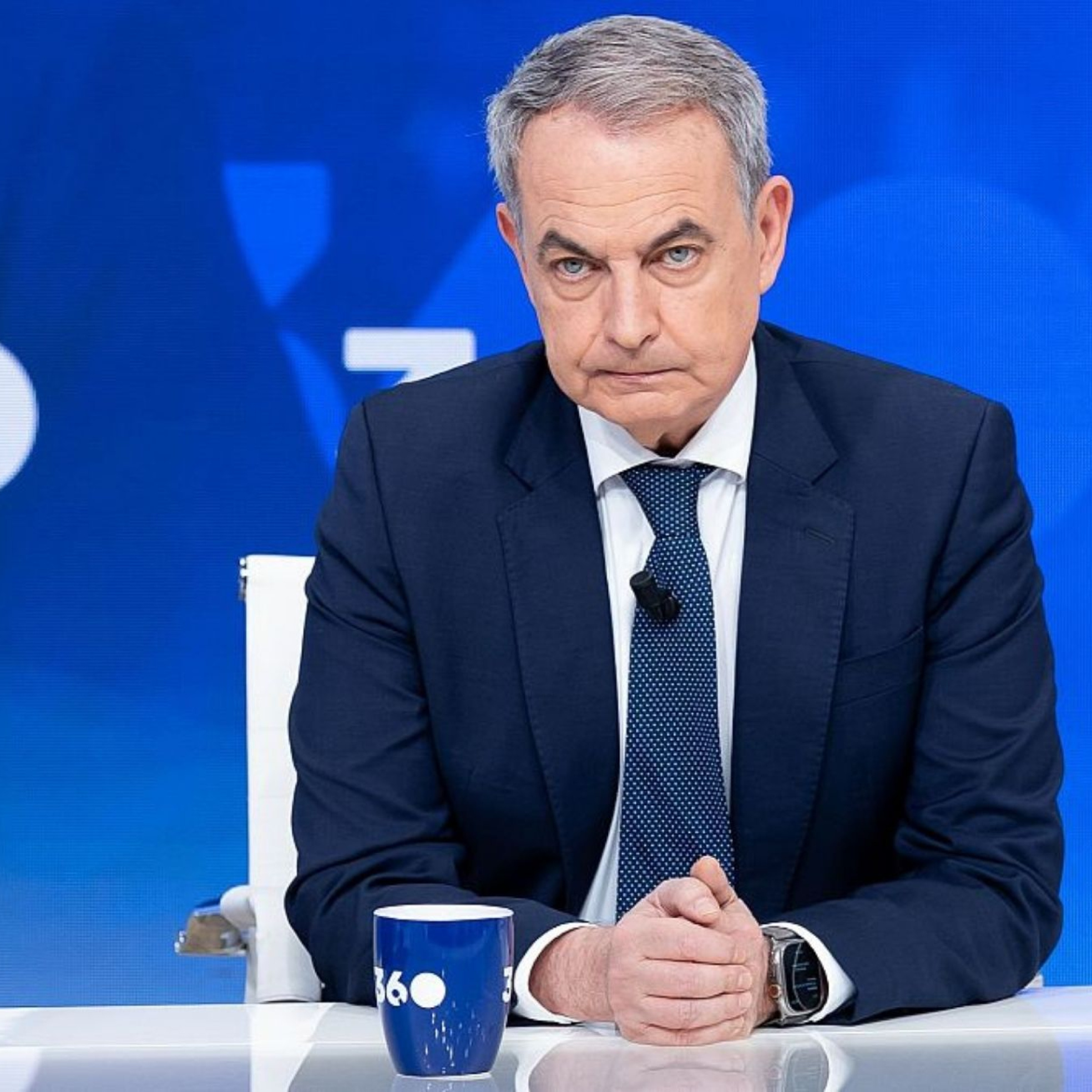 José Luis Martín Ovejero, experto en comunicación no verbal: "Zapatero ha tenido dos fallos bastante importantes: hablaba de sí mismo sin señalarse y no tenía microexpresiones faciales" episode artwork