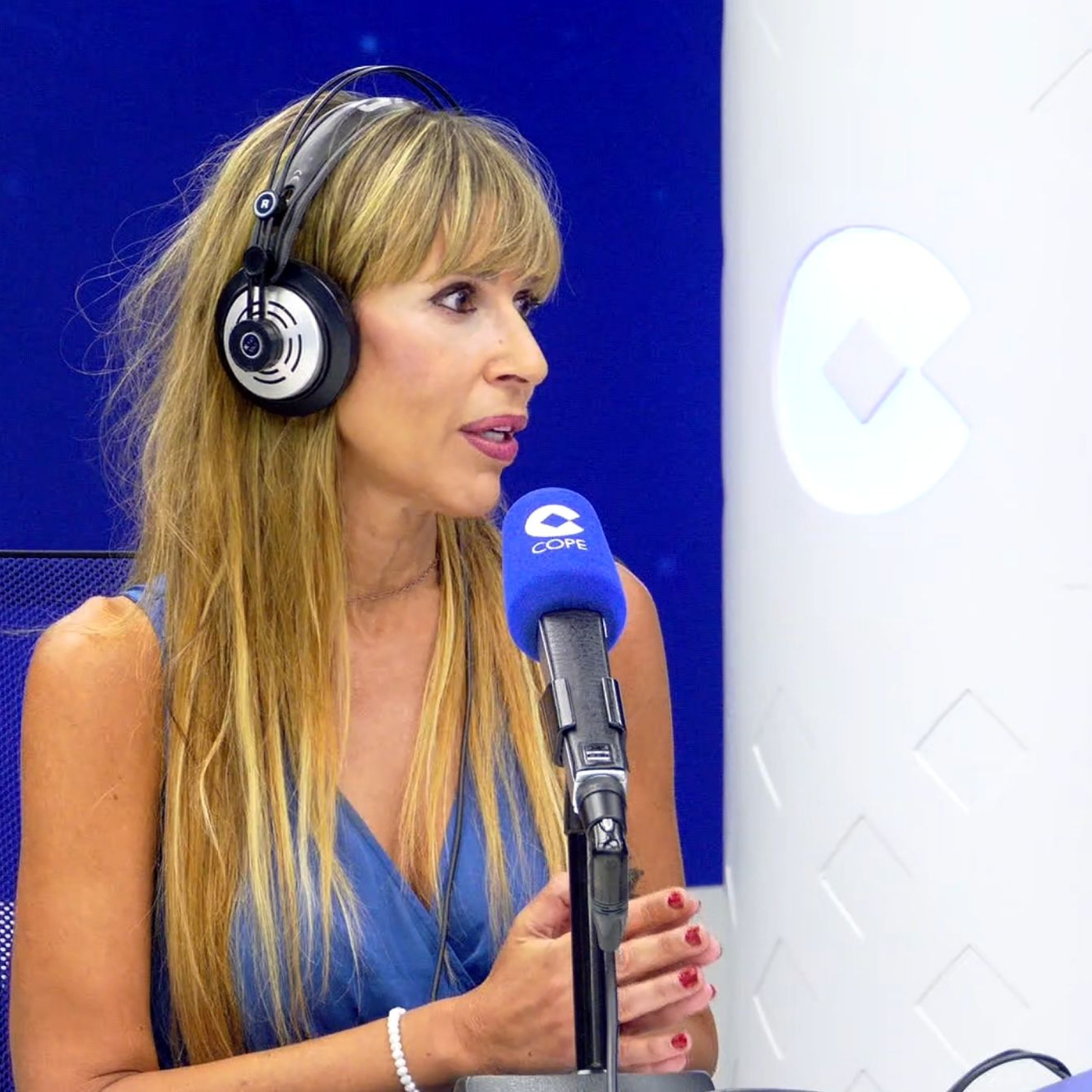 Verónica Chazín, nutricionista: "Cuando se superan las dos tazas de café o dosis que de más de 4 mg de cafeína al día puede empezar la deshidratación, compensa por la diuresis cuando son dosis bajas" episode artwork
