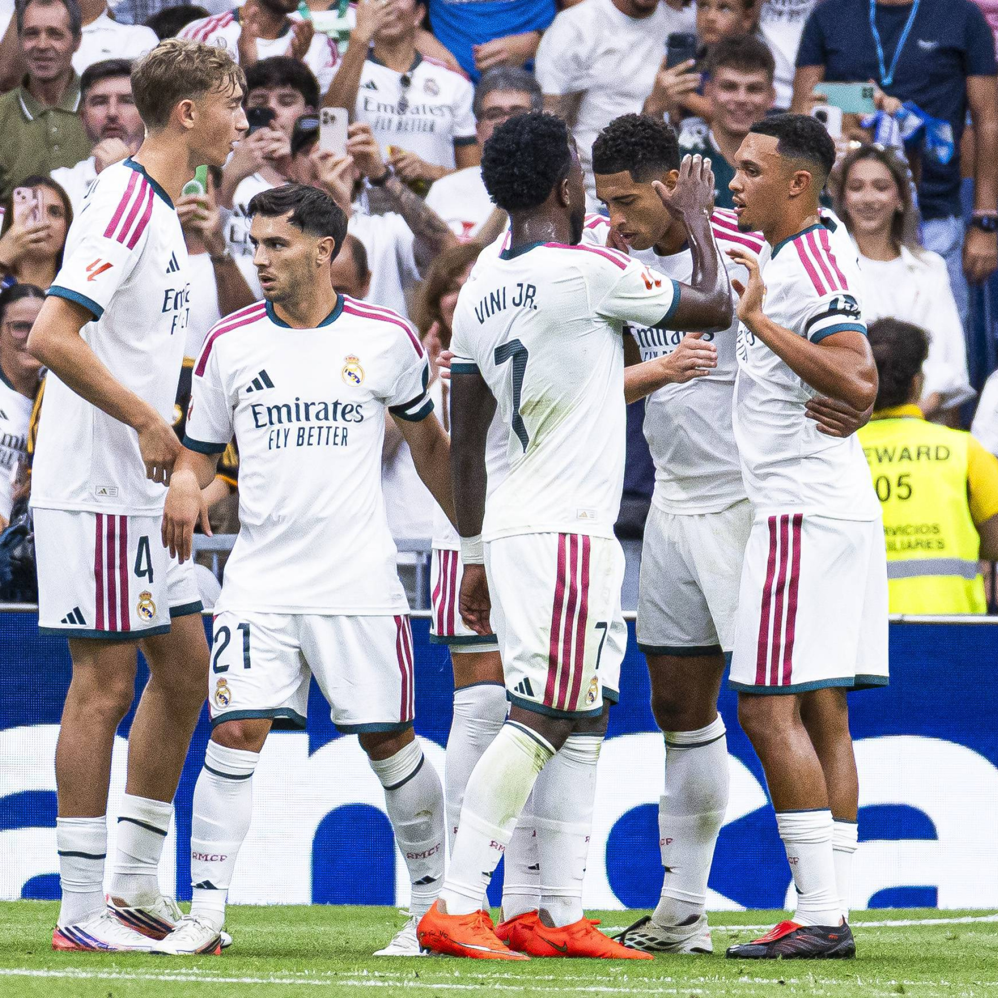 Juanma Castaño advierte sobre la gran superioridad que han mostrado Barcelona y Real Madrid en sus primeros partidos de La Liga: "El furgón de perseguidores ha ido perdiendo potencia" episode artwork