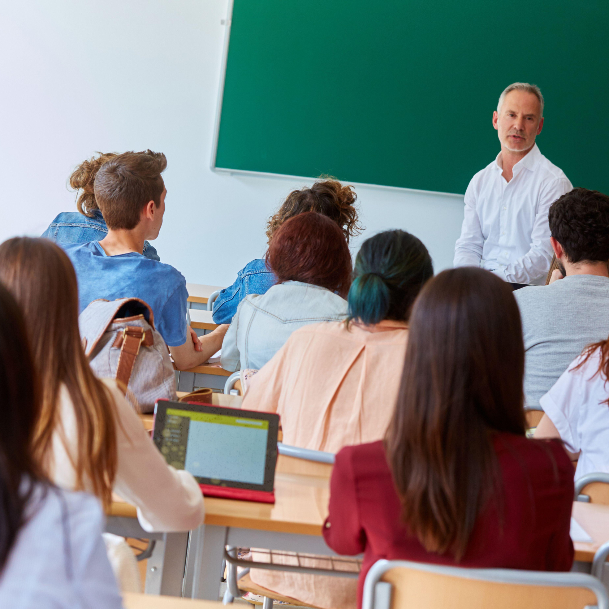 Samuel, profesor: "Descubrí tras una discusión con mi mujer que explicaba mal en clase el origen de las estaciones"