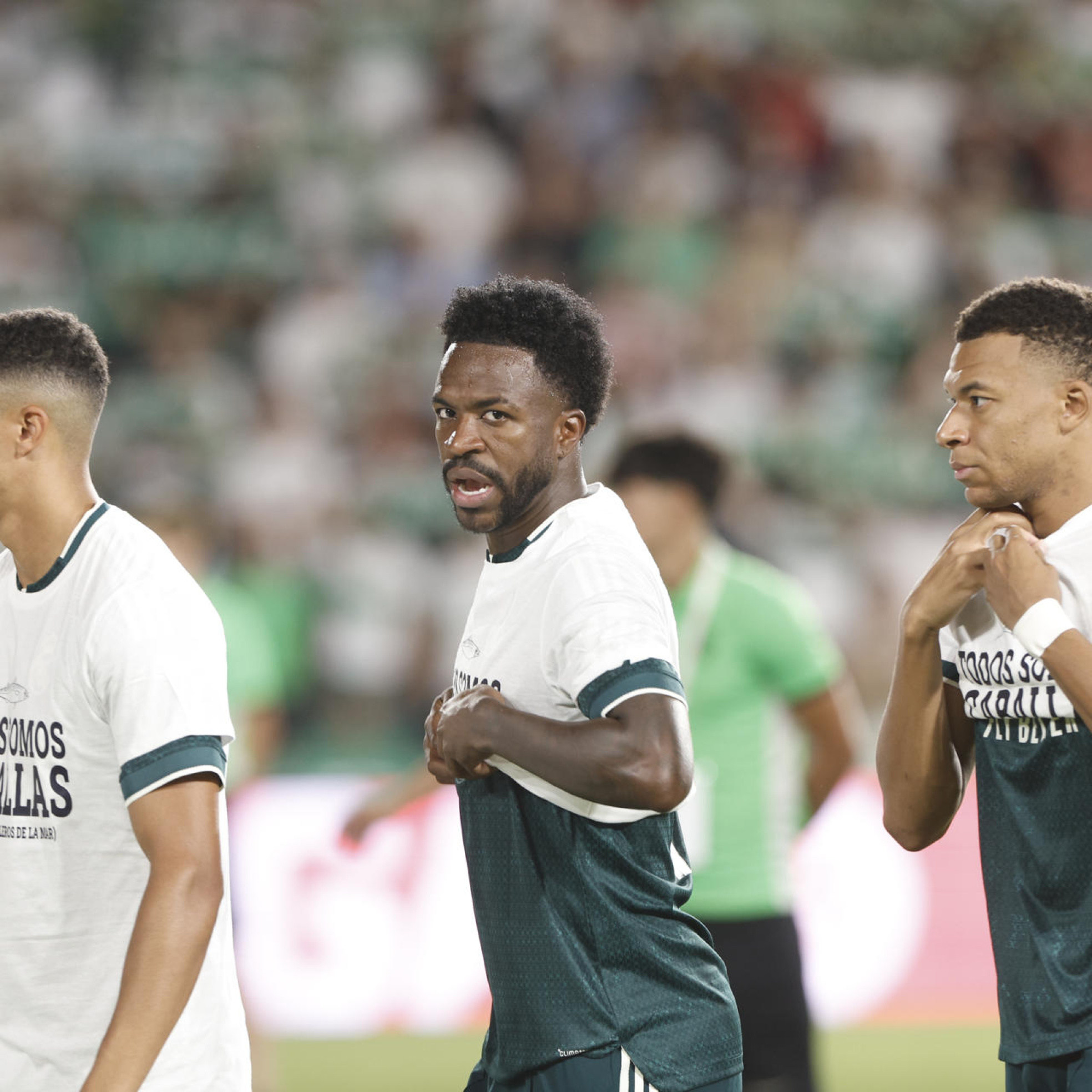 "Cuando se lleva la camiseta de un equipo como el Real Madrid, uno sabe que está obligado a tomar partido y que el banquillo de la opinión no existe para él"