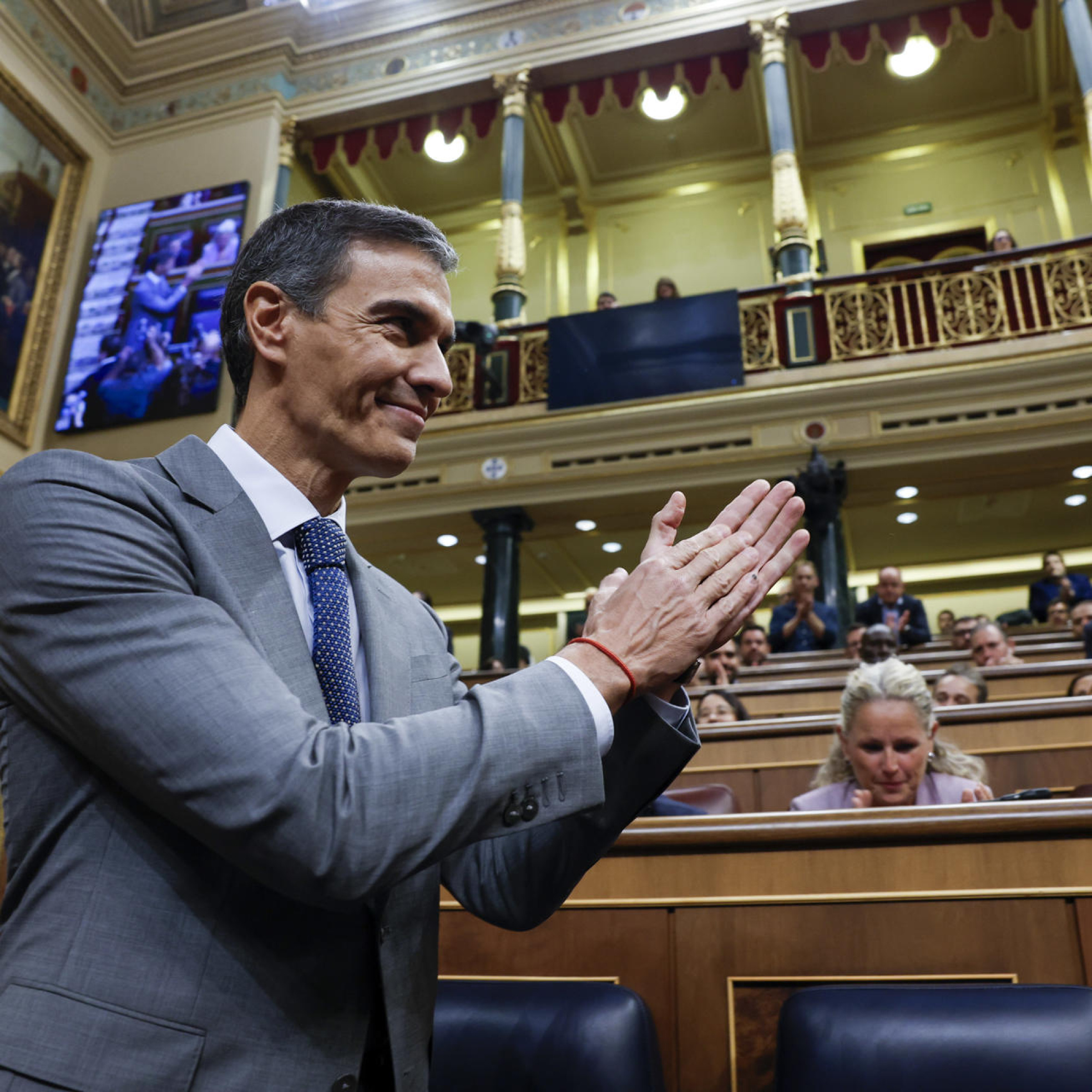 Alejandro Requeijo: "Las encuestas tienen dos datos relevantes: el ascenso de la derecha en Cataluña; y el PSOE, que hace tiempo que perdió Andalucía"