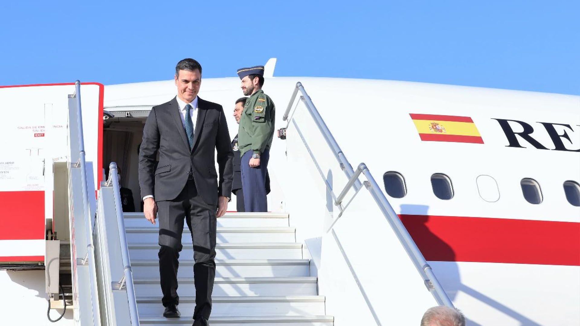 Qué hay tras los 39 viajes que ha realizado el Falcon a República Dominicana ?