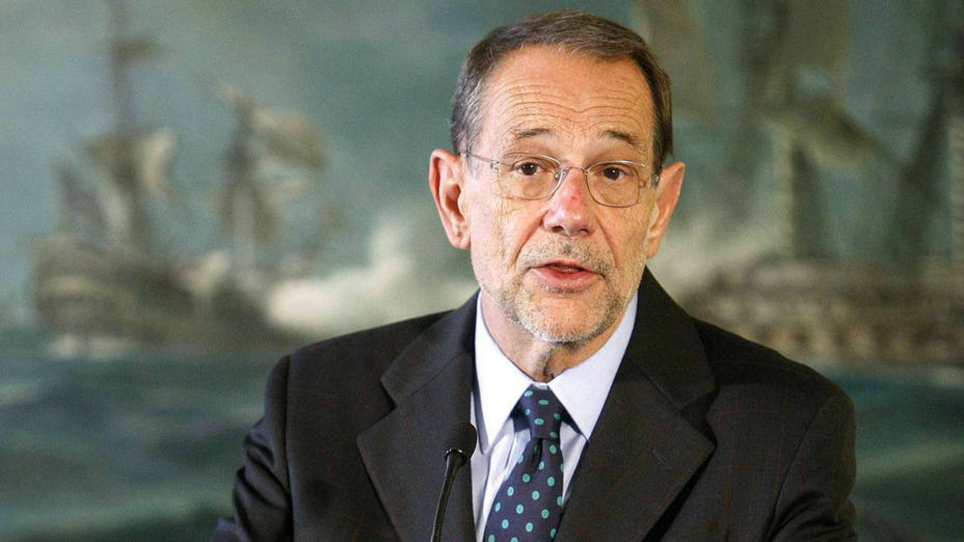 Javier Solana se queda fuera de Estados Unidos por las políticas de Trump