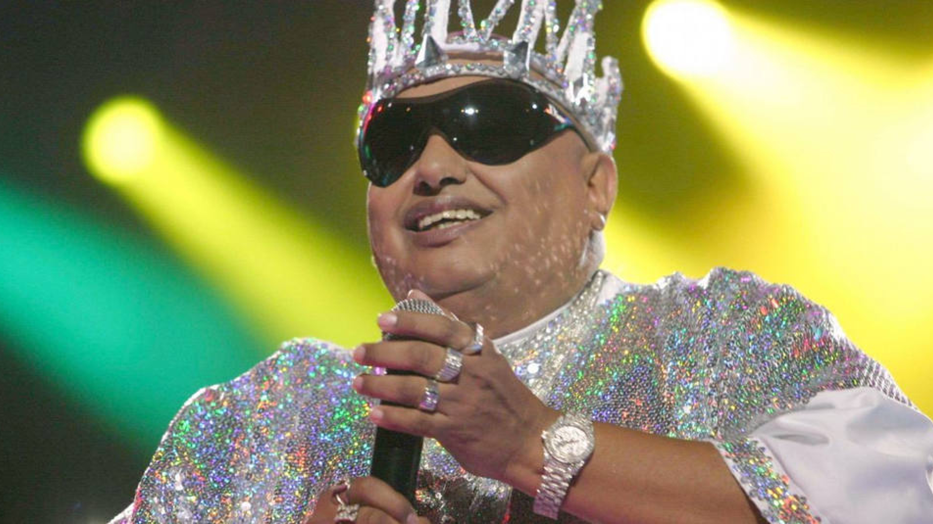King África: su verdadera identidad y dónde vive en la actualidad