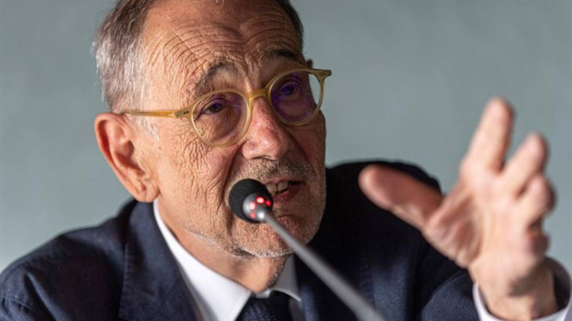 Javier Solana, ex secretario general de la OTAN, confía en que la razón se  imponga en el conflicto de Ucrania