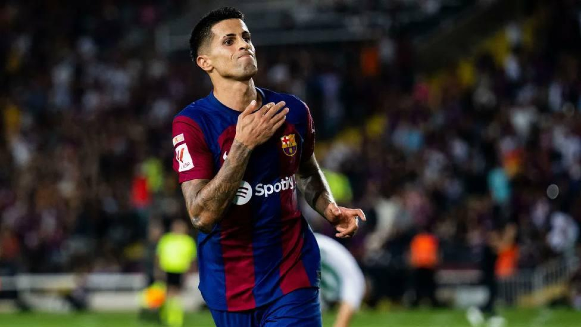 Cancelo, de póker