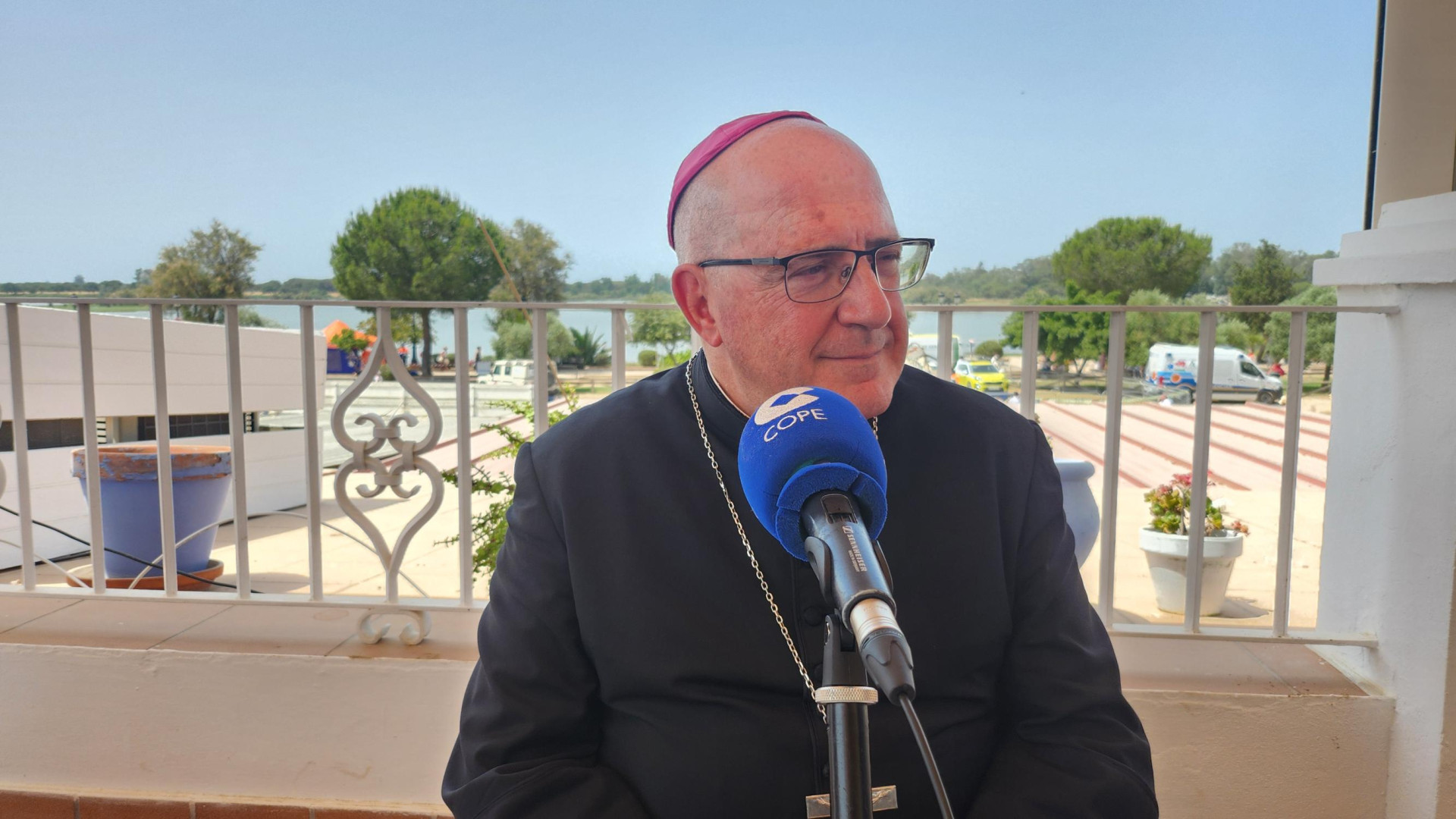 El Obispo de Huelva llama a vivir la Semana Santa con el corazón para sentir el amor de Cristo