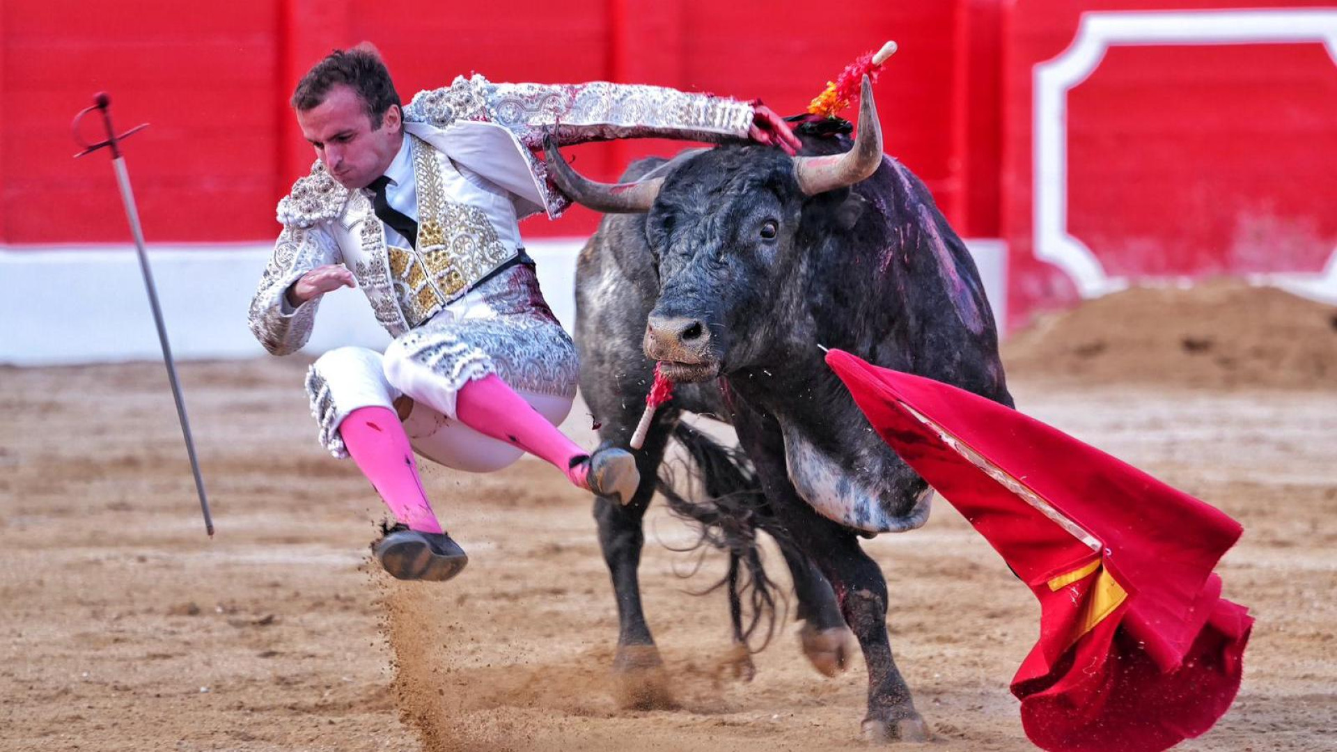Damián Castaño desafía a la lógica y conmueve Santander en una tarde heroica