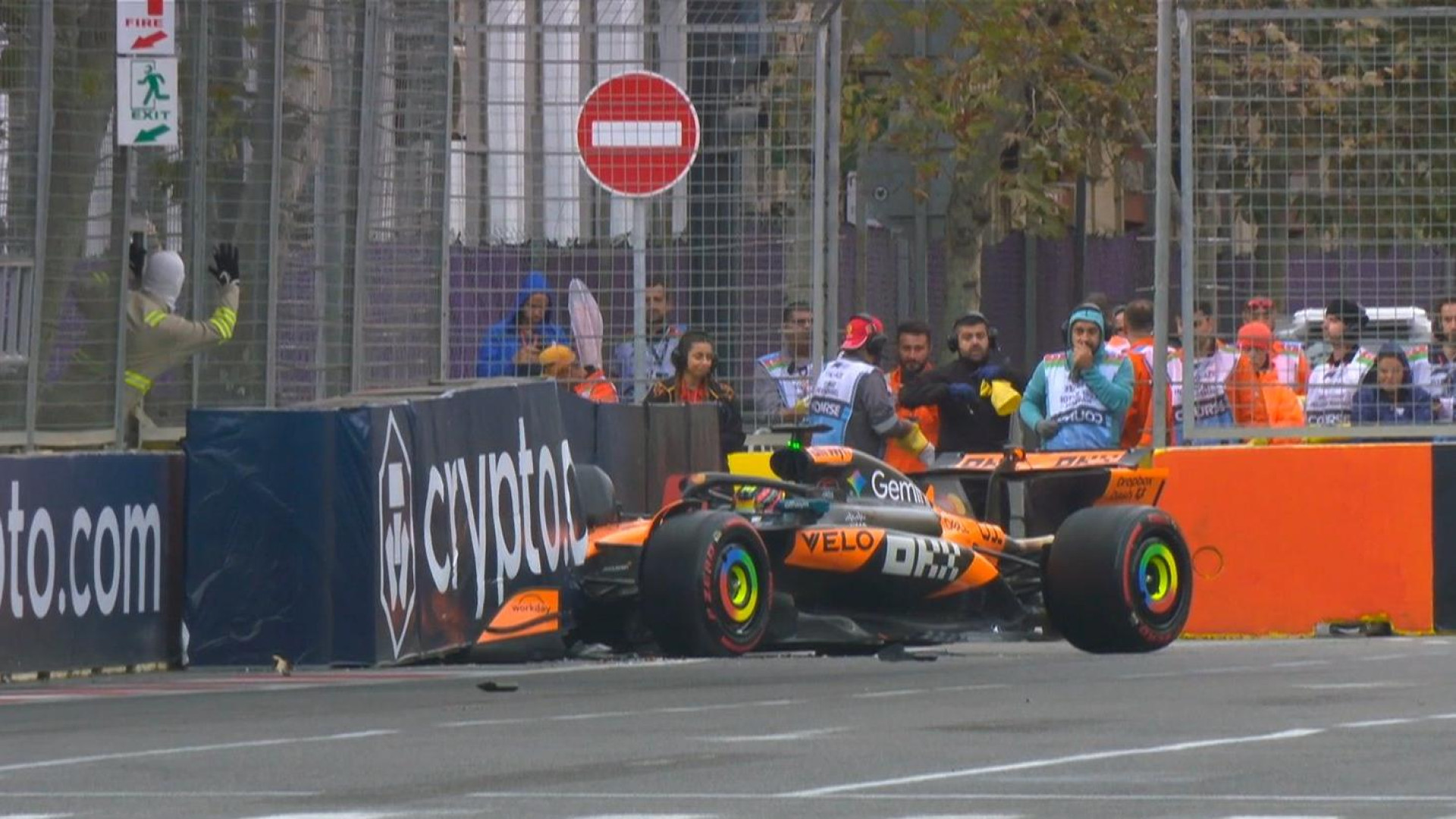 Verstappen le roba la pole a Sainz en la clasificación eterna de Bakú