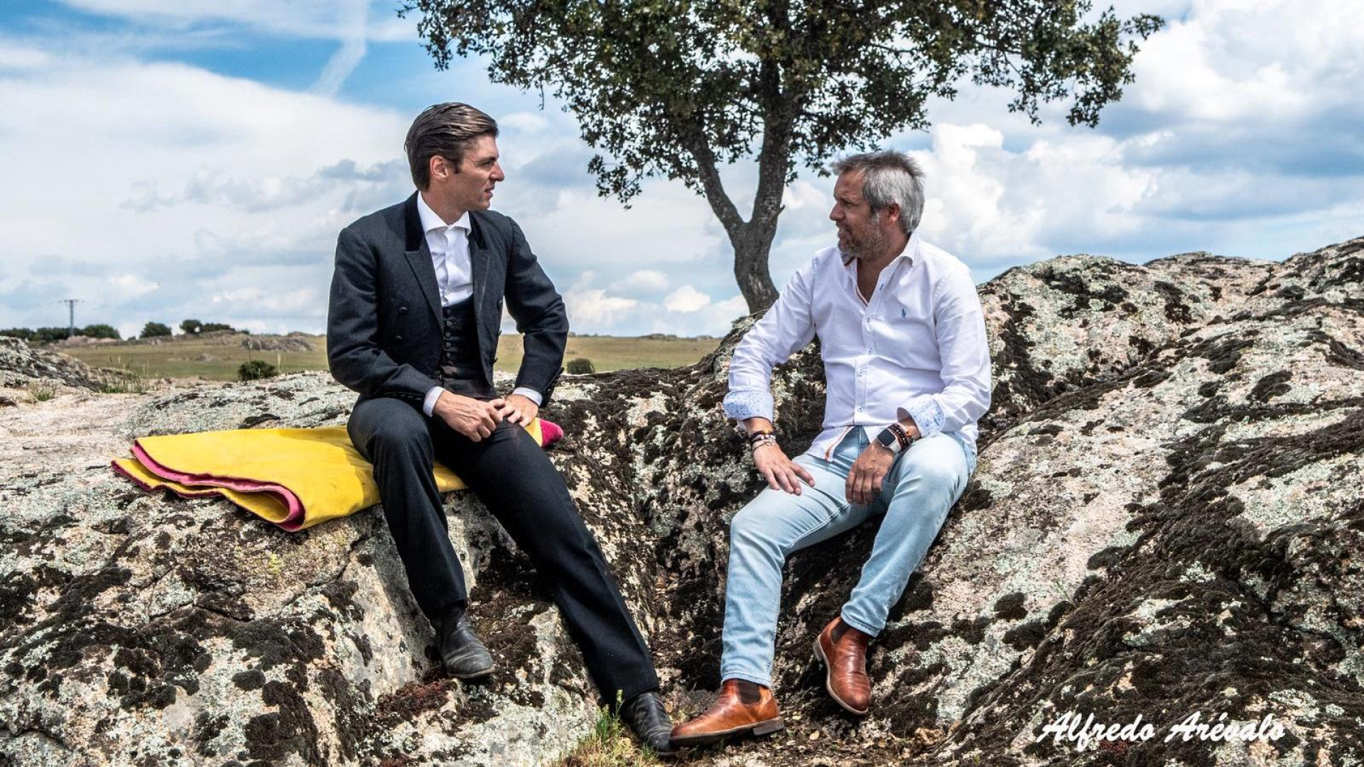 Alejandro Mora ficha como nuevo apoderado a Rafael Ayuso para lanzar su carrera