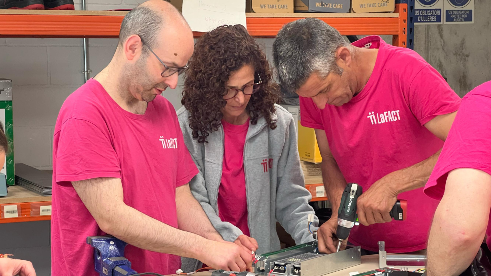 El curso que cambia vidas: dos jóvenes narran su transformación a través del trabajo práctico