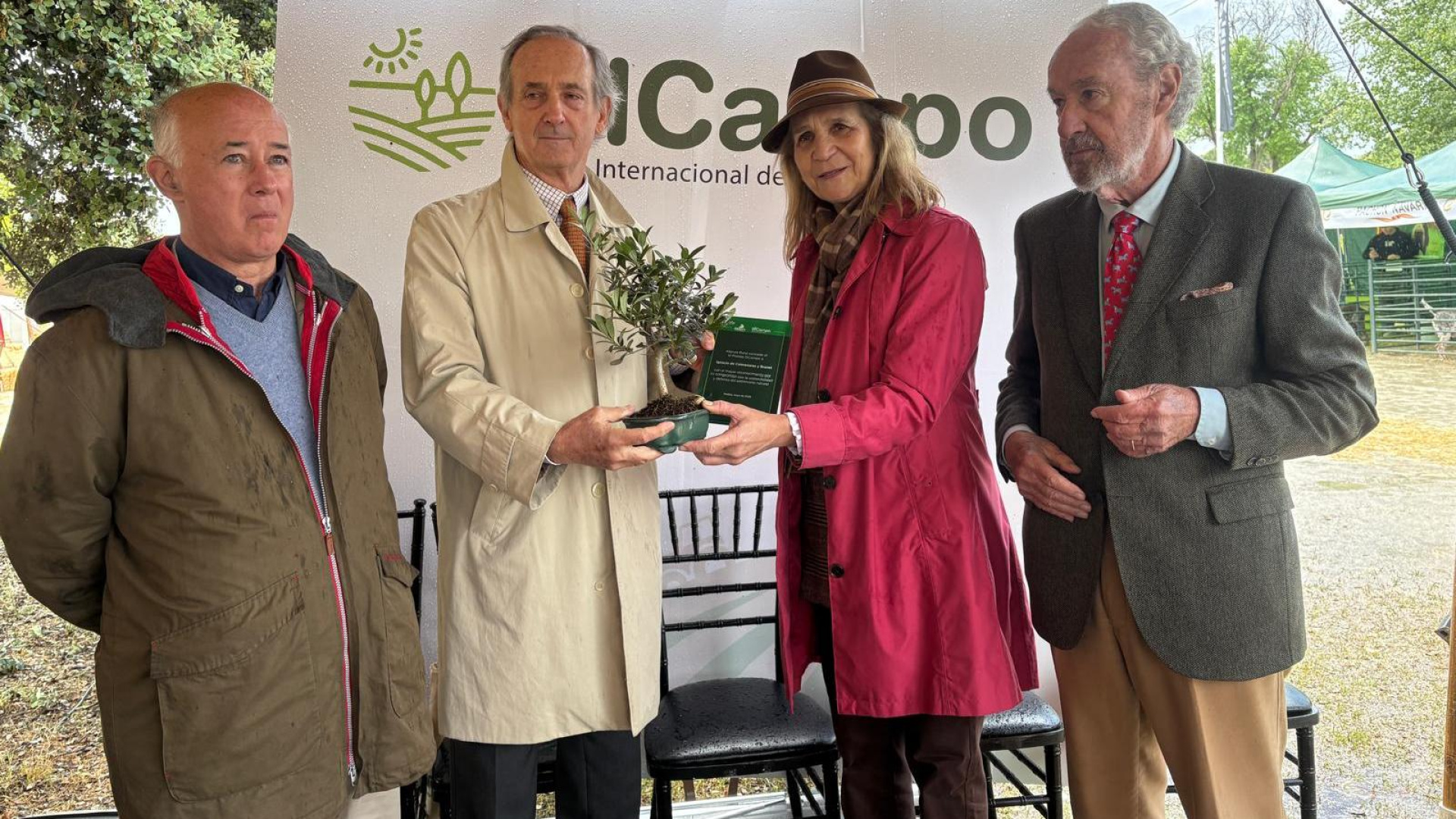 La Infanta Elena amadrina Si Campo, el gran evento del campo español