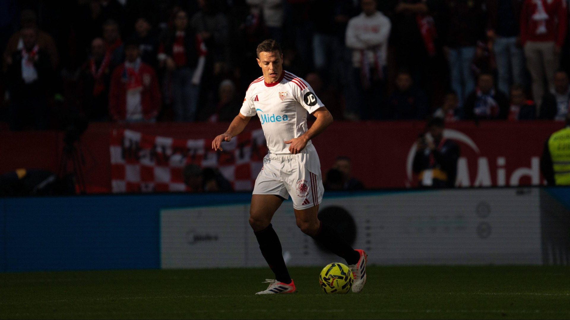 César Azpilicueta anuncia su retirada del fútbol profesional