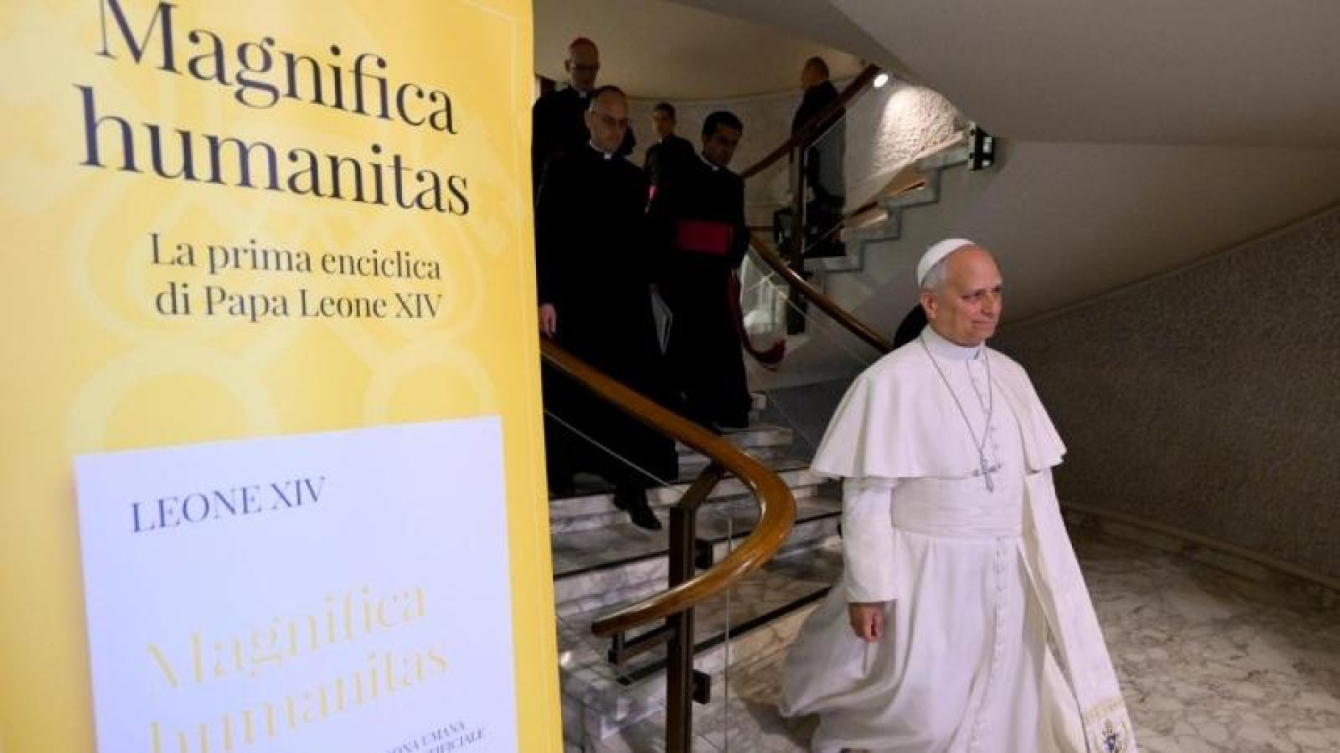 León XIV presenta su primera encíclica 'Magnifica Humanitas': «No hay que tener miedo a la IA, pero hay que poner a la humanidad en el centro»