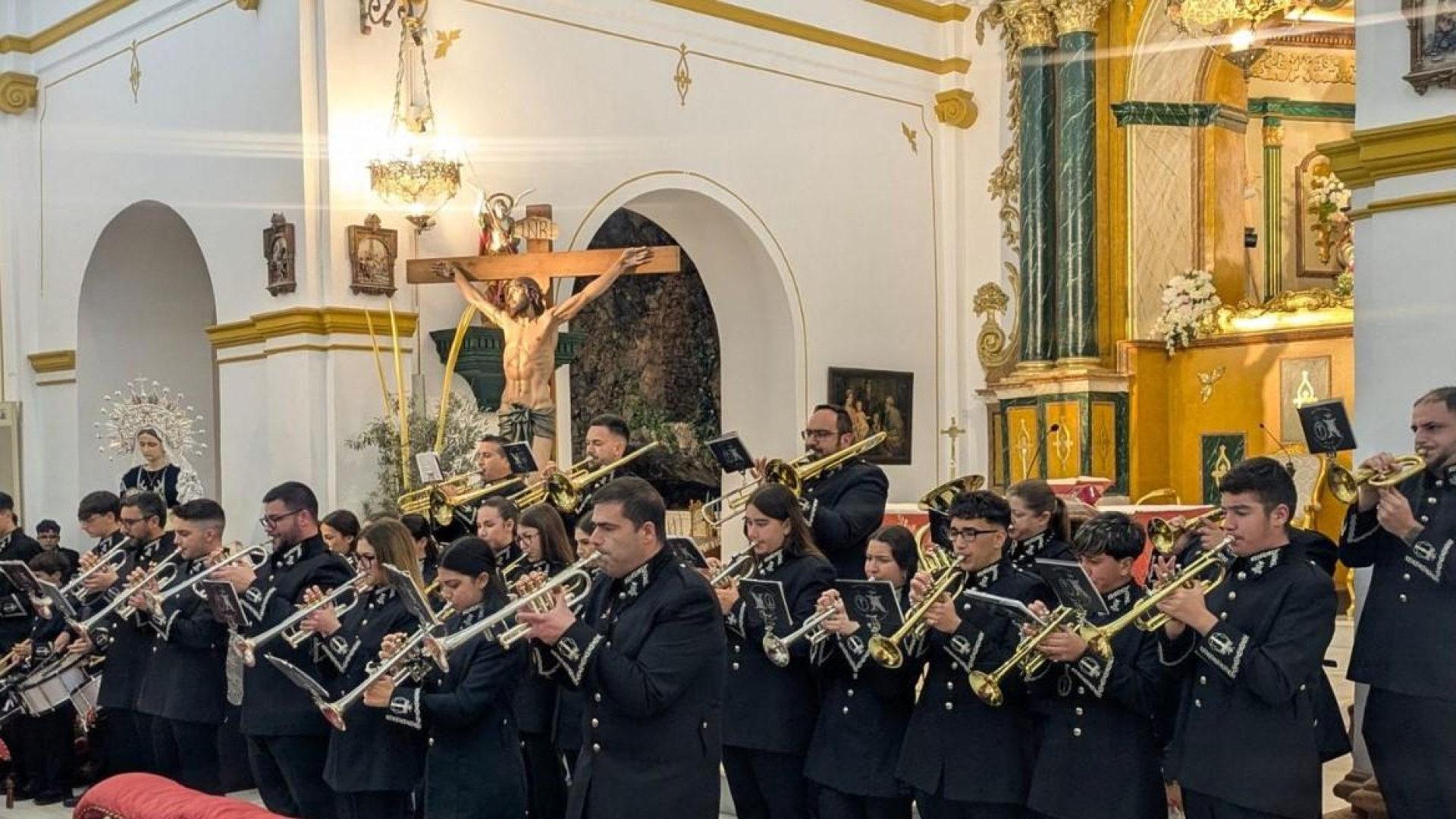 Puerto Lumbreras reconoce la trayectoria de sus dos grandes bandas de Semana Santa