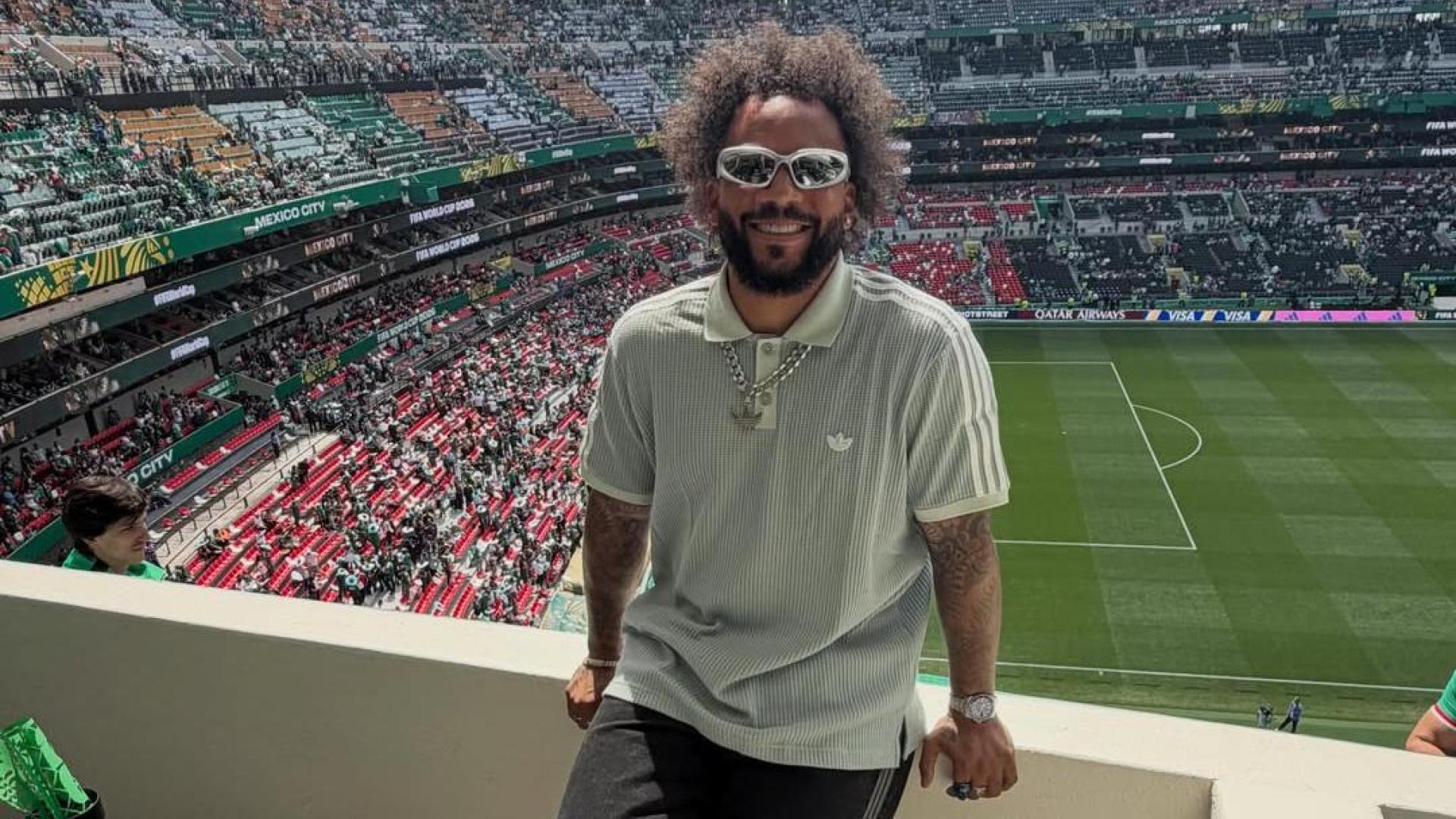 Marcelo, evacuado por la policía tras el partido i