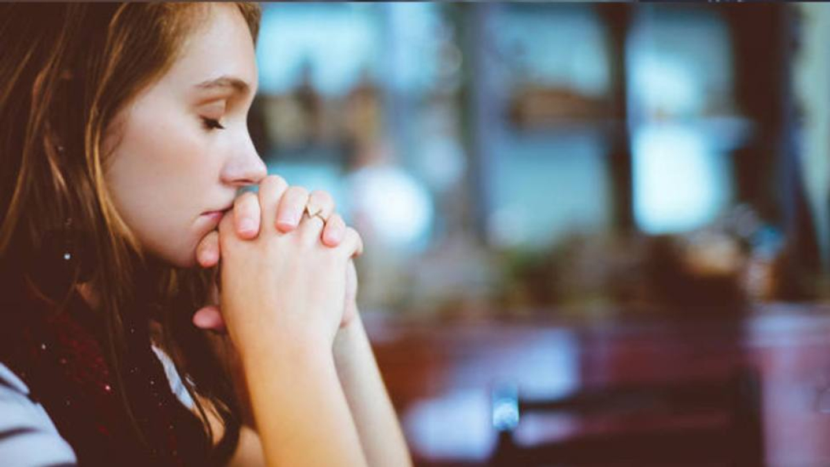 Un psicólogo clínico revela que "La mejor medicina está en la Biblia"