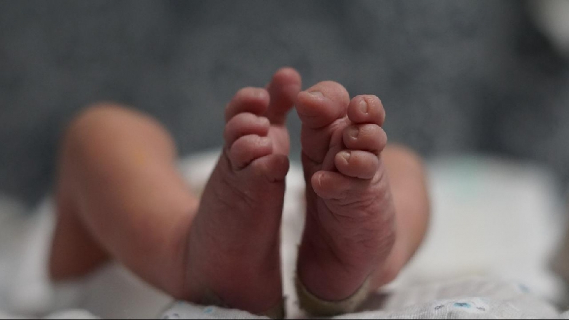 Luis Chiva, ginecólogo: "La inmensa mayoría de ginecólogos en España son objetores de conciencia al aborto, porque además de ser un trauma, es algo realmente complicado"