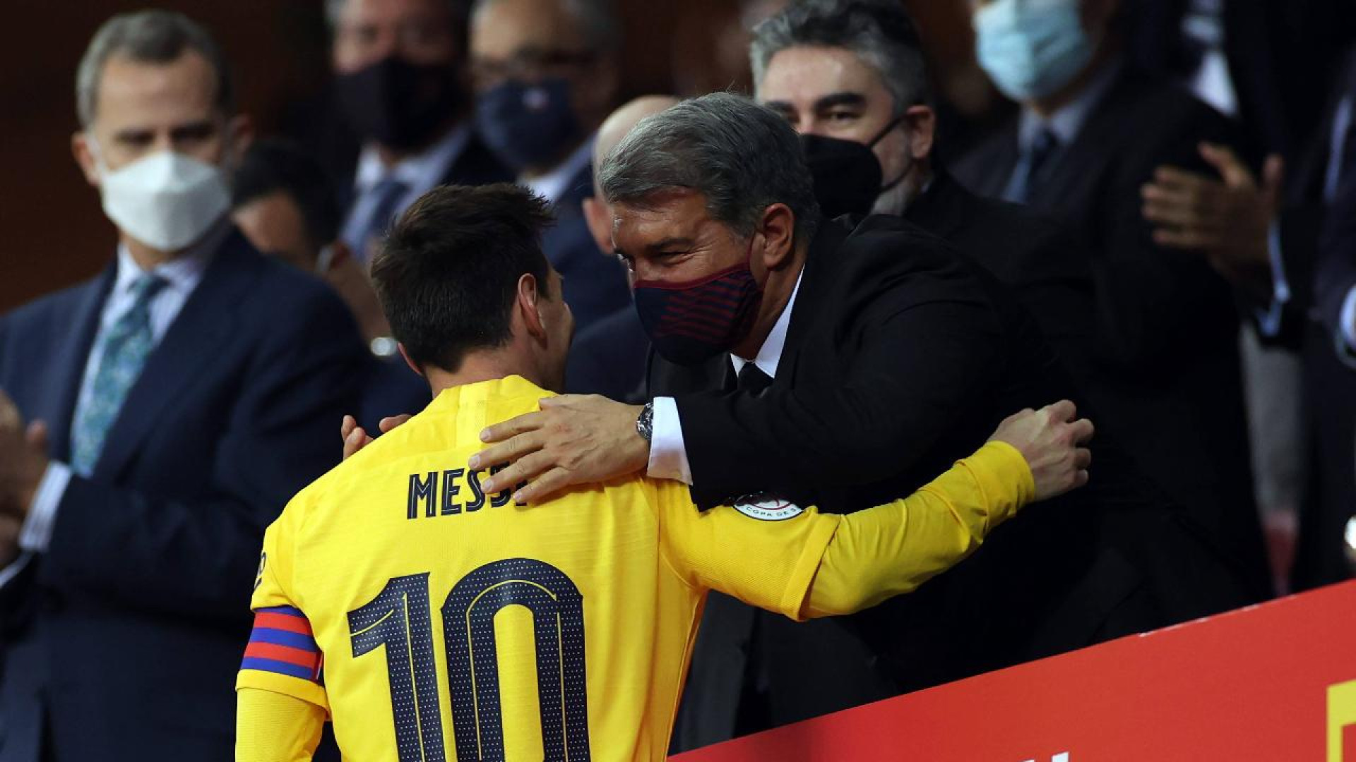 Laporta desvela cómo es su relación con Messi y confía en "hacerle el gran homenaje que se merece"
