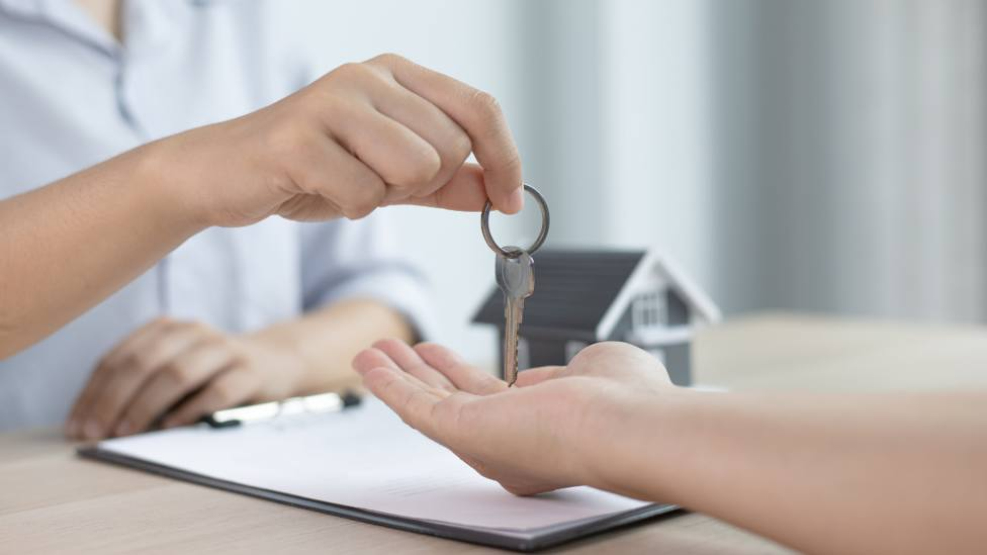 Por Mérida exige al Ayuntamiento una mayor rebaja fiscal ante su “sólida” situación financiera