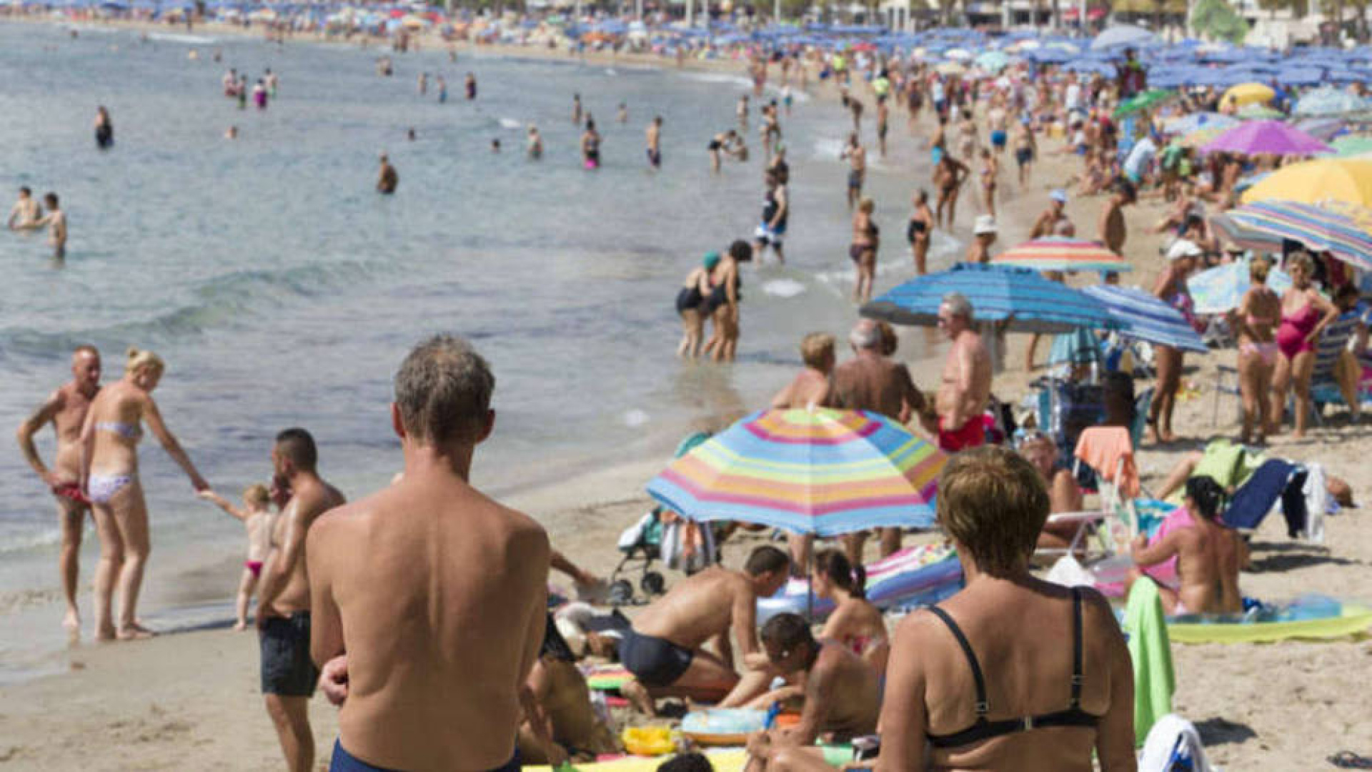 "Alicante ya no es para los alicantinos": la denun