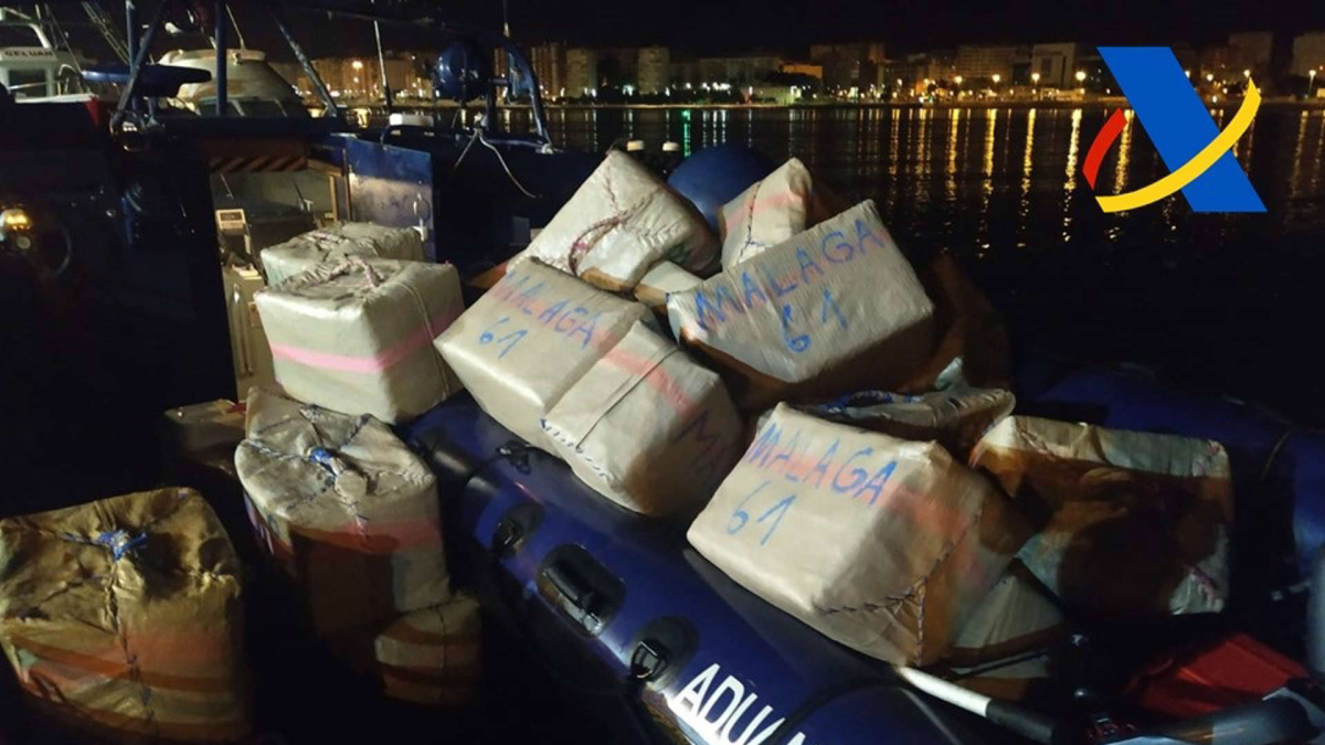 Incautados 3. 750 kilos de hachís en dos operaciones contra el narcotráfico en el estrecho