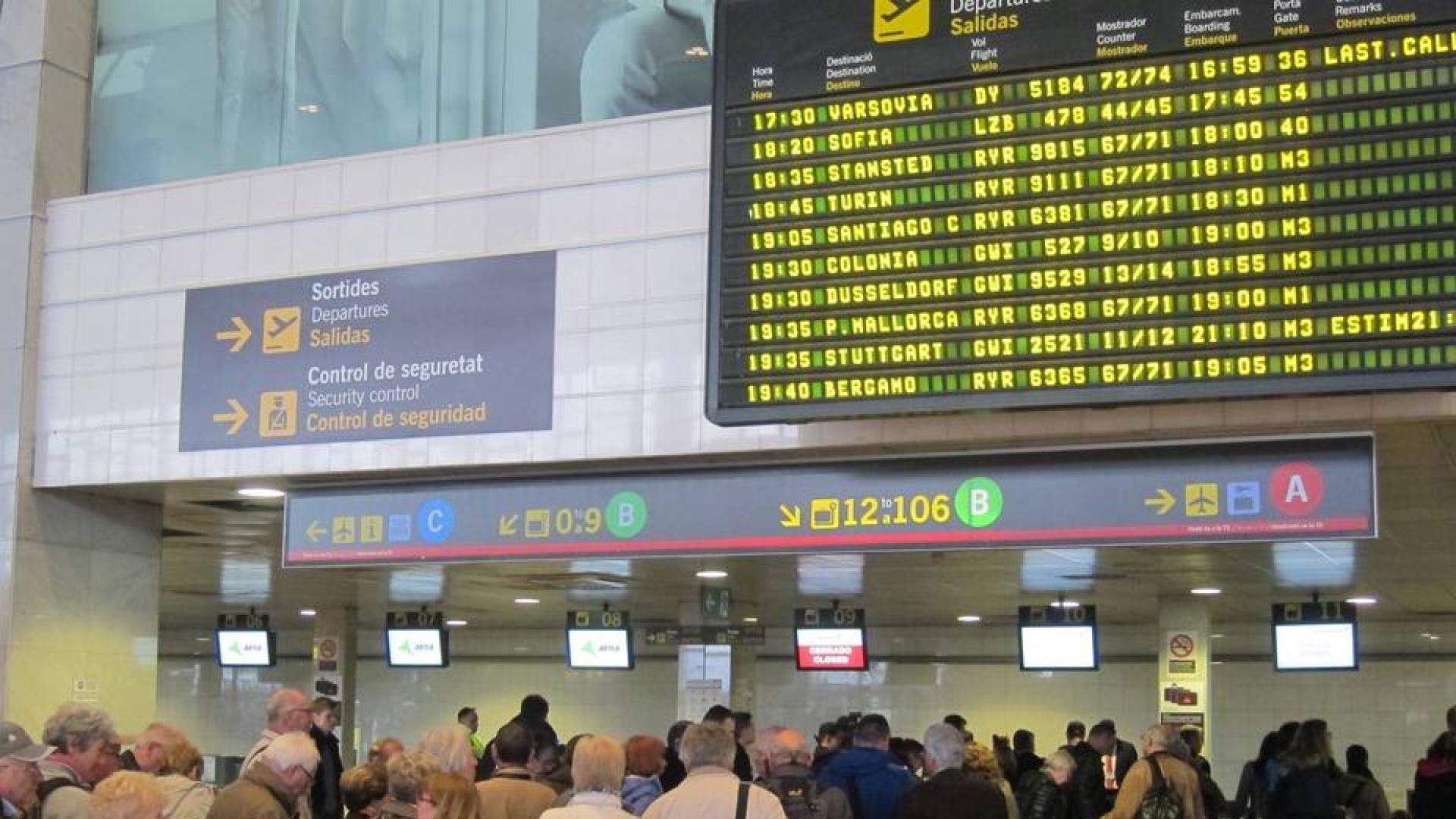 Acuerdo de última hora: desconvocan la huelga de handling que amenazaba la Semana Santa en los aeropuertos