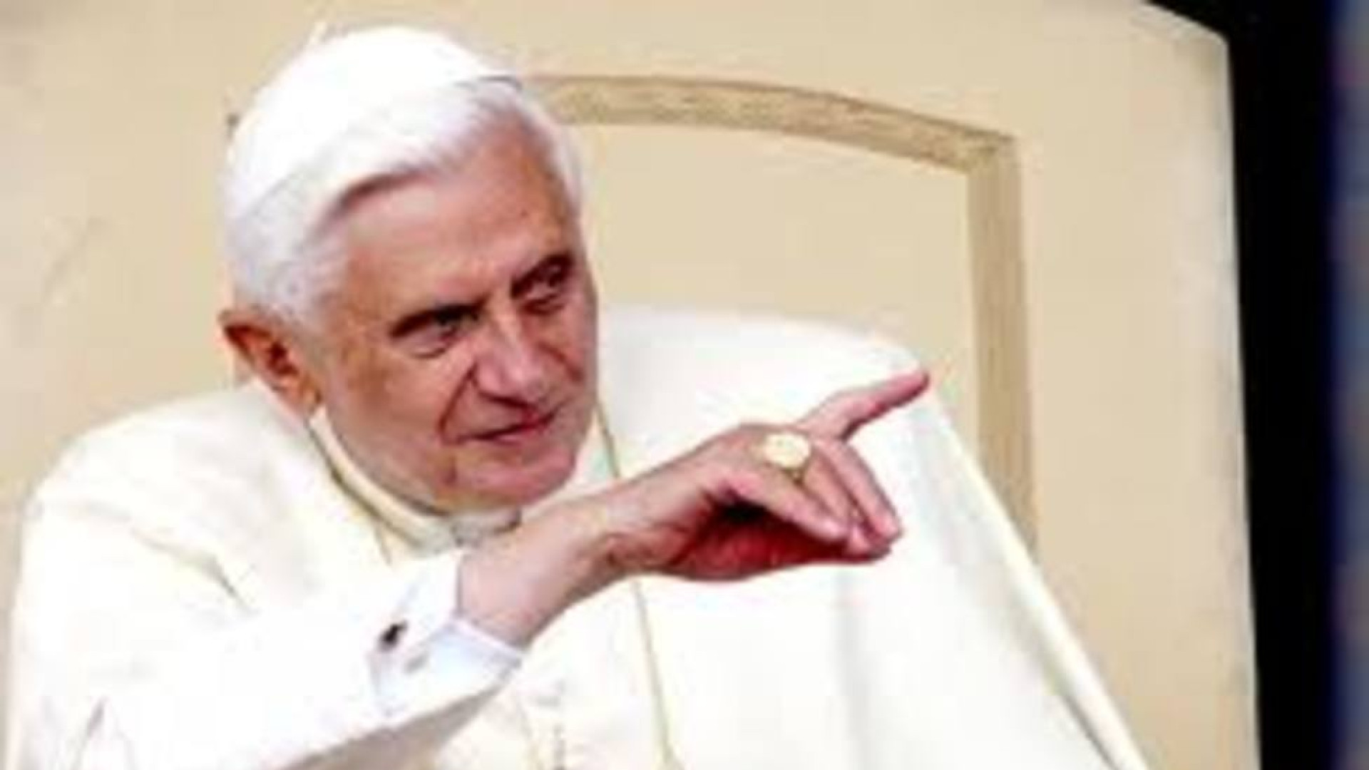 Benedicto XVI: "Los grandes triunfadores son los que confían en el amor
