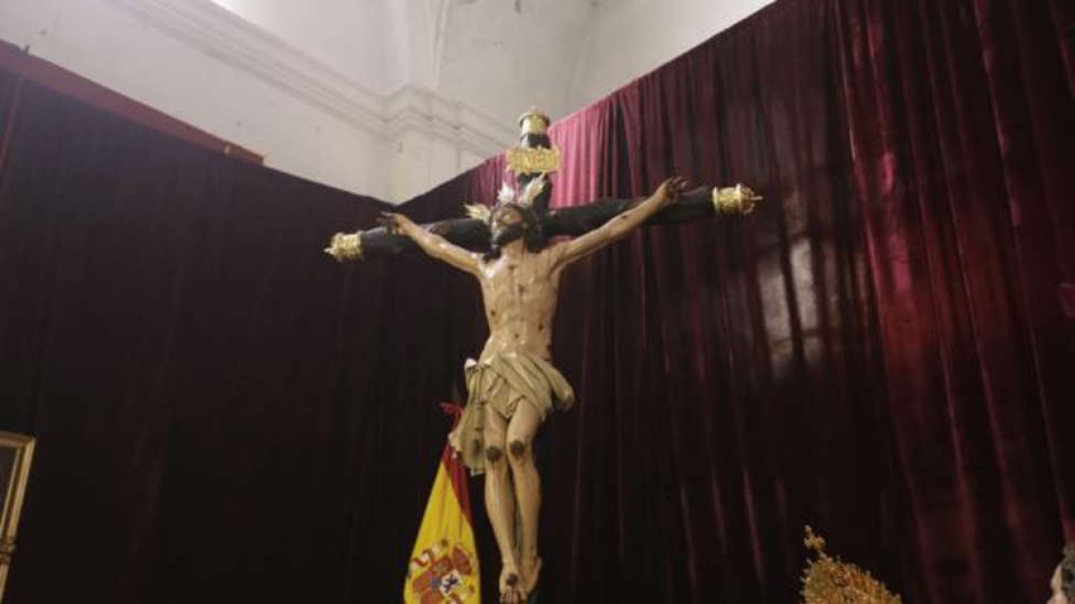 Viernes santo gaditano buscando a victoria en el futuro