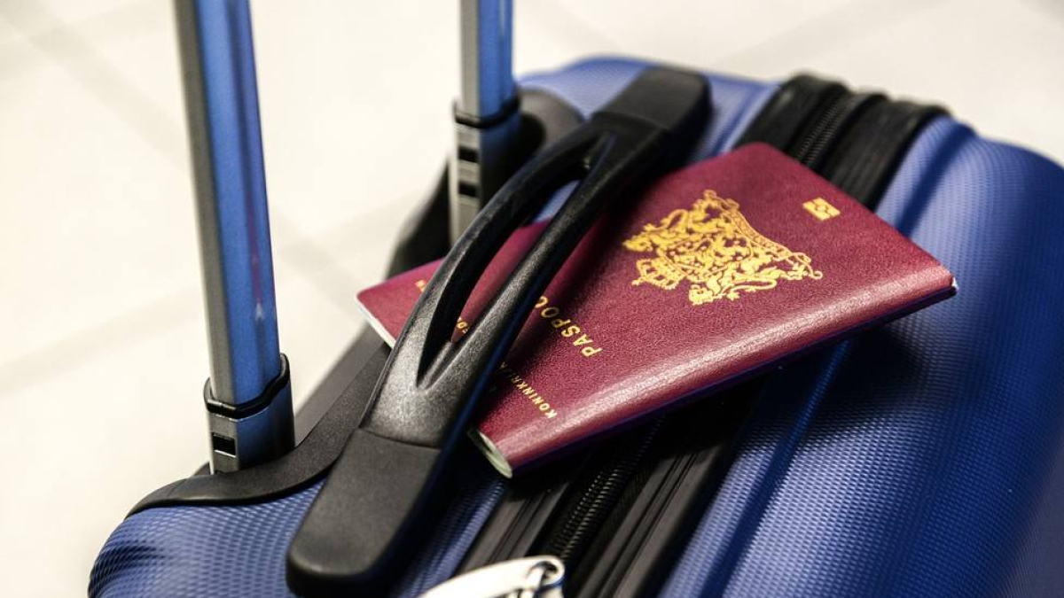 Los expertos en viajes lo tienen claro: "Es muy recomendable llevar, o bien una fotocopia, o mejor aún, una copia digital del pasaporte, porque suele agilizar el trámite una vez en el destino si se pierde"
