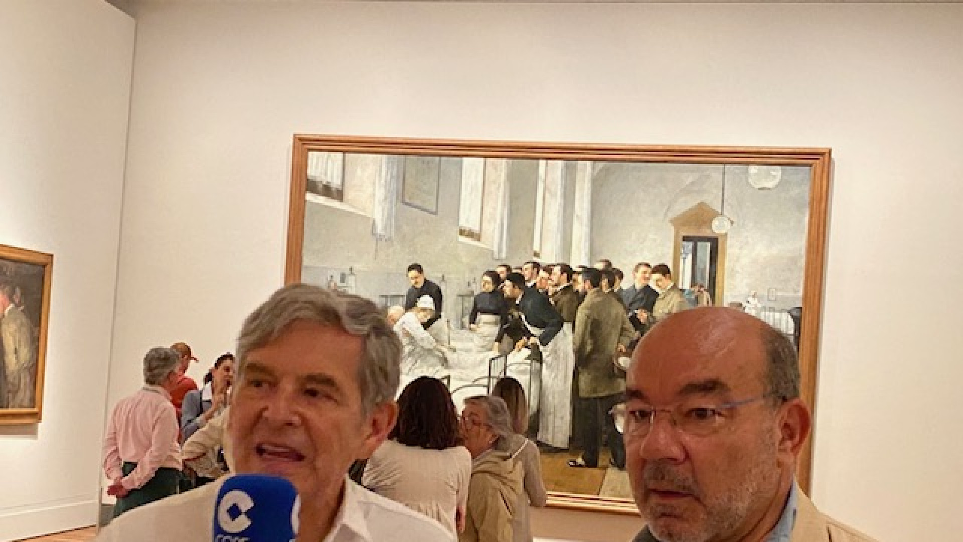 ngel-exp-sito-visita-la-exposici-n-arte-y-transformaciones-sociales
