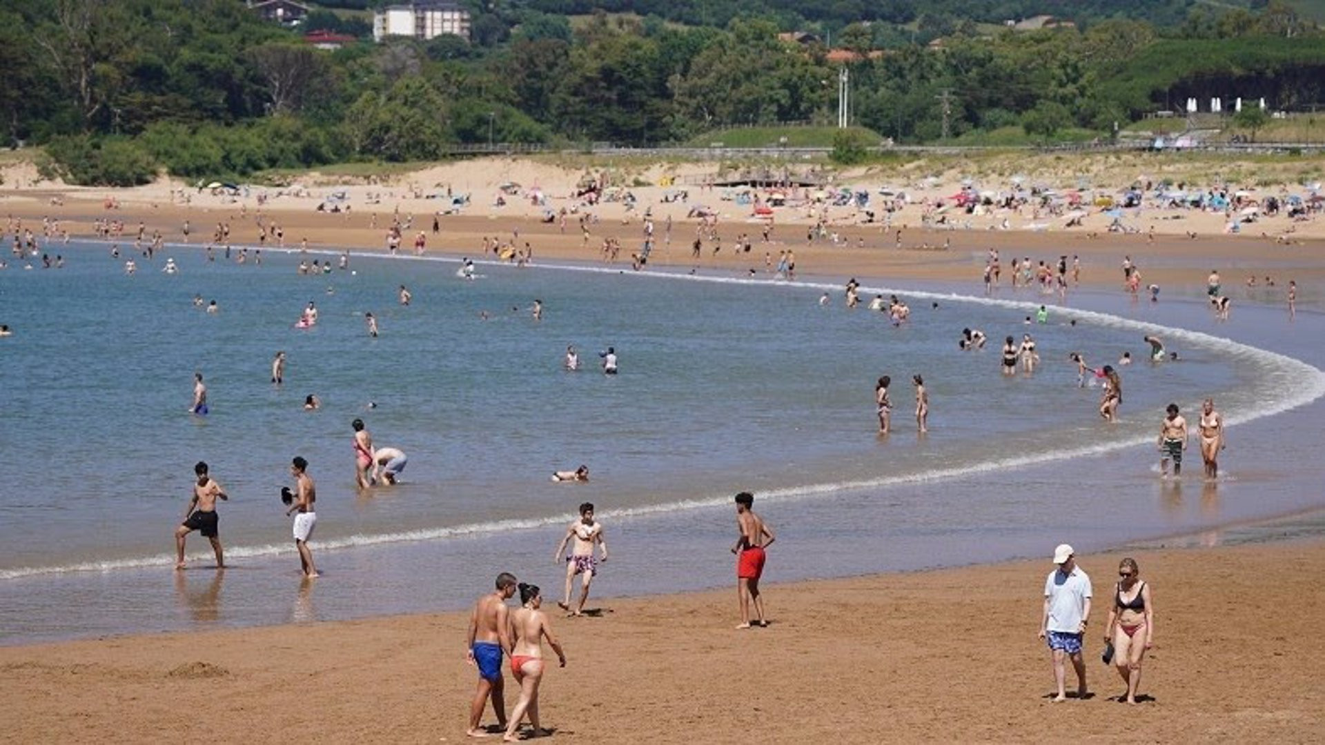 El Gobierno Vasco activa este lunes la alarma roja por calor extremo ante temperaturas que podrían alcanzar los 40ºC