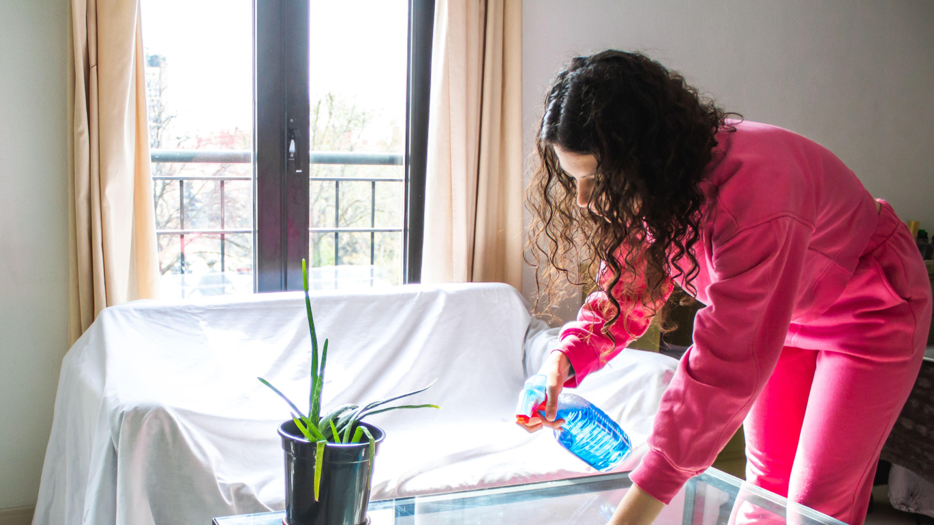 Las empleadas del hogar ya tienen formación oficial y gratuita en riesgos laborales