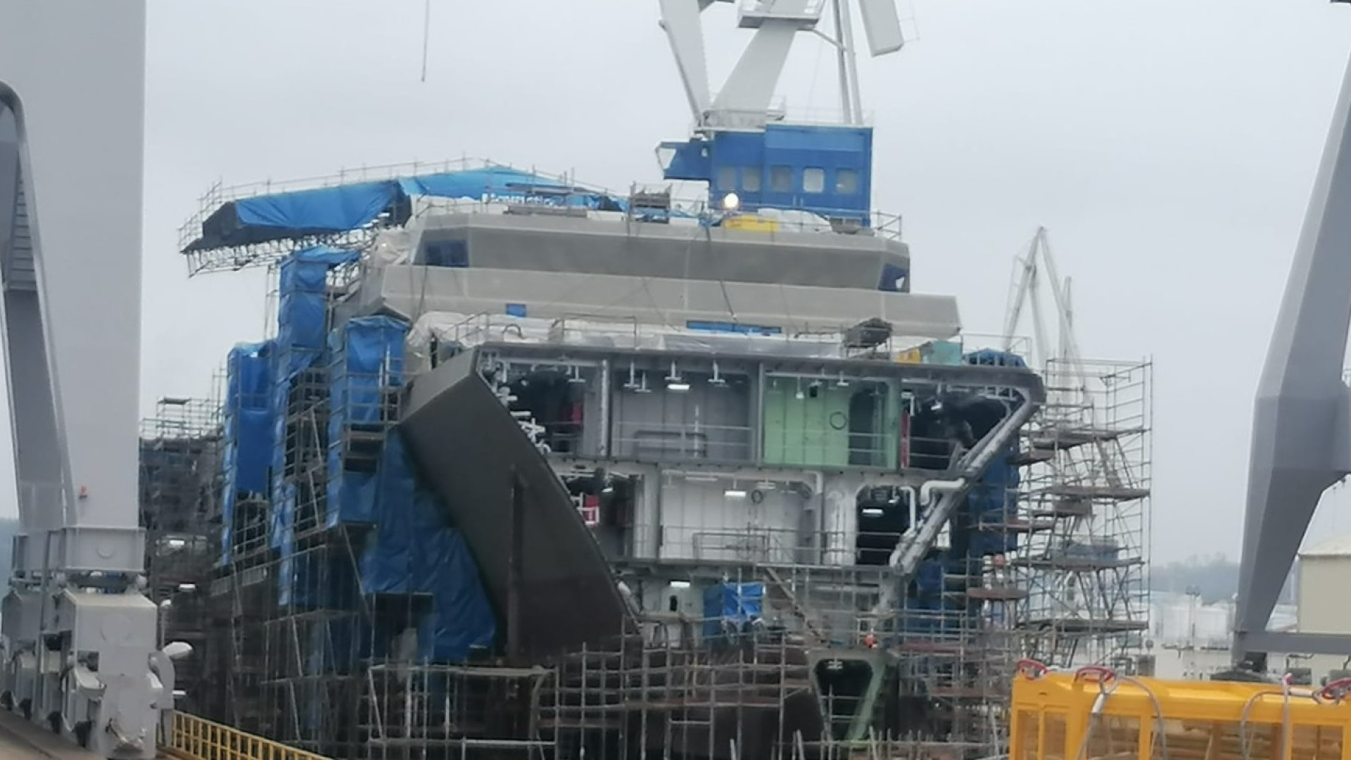 Amper se adjudica dos nuevos contratos de Navantia para las fragatas F-110 y sumará más de 800.000 horas de trabajo