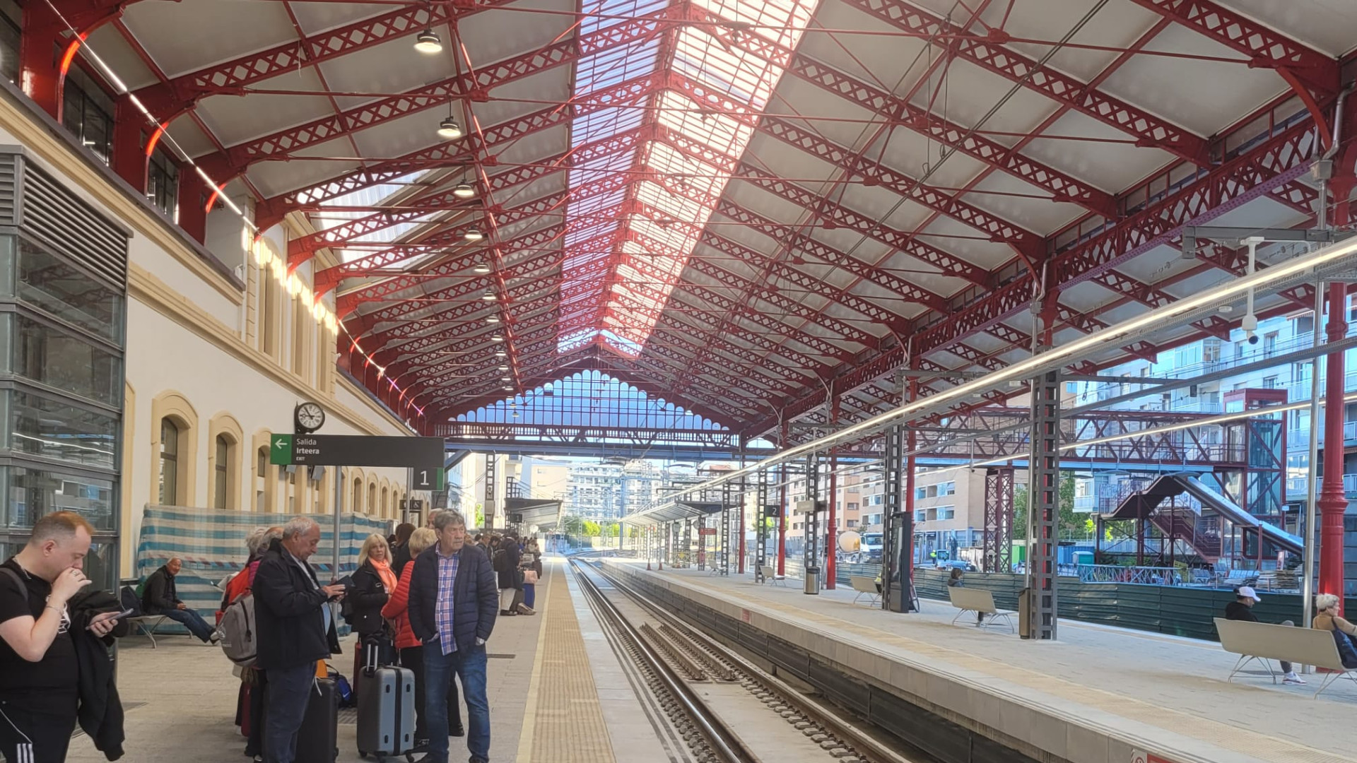 San Sebastián pierde el tren: Estas son las razones, y por cuánto tiempo
