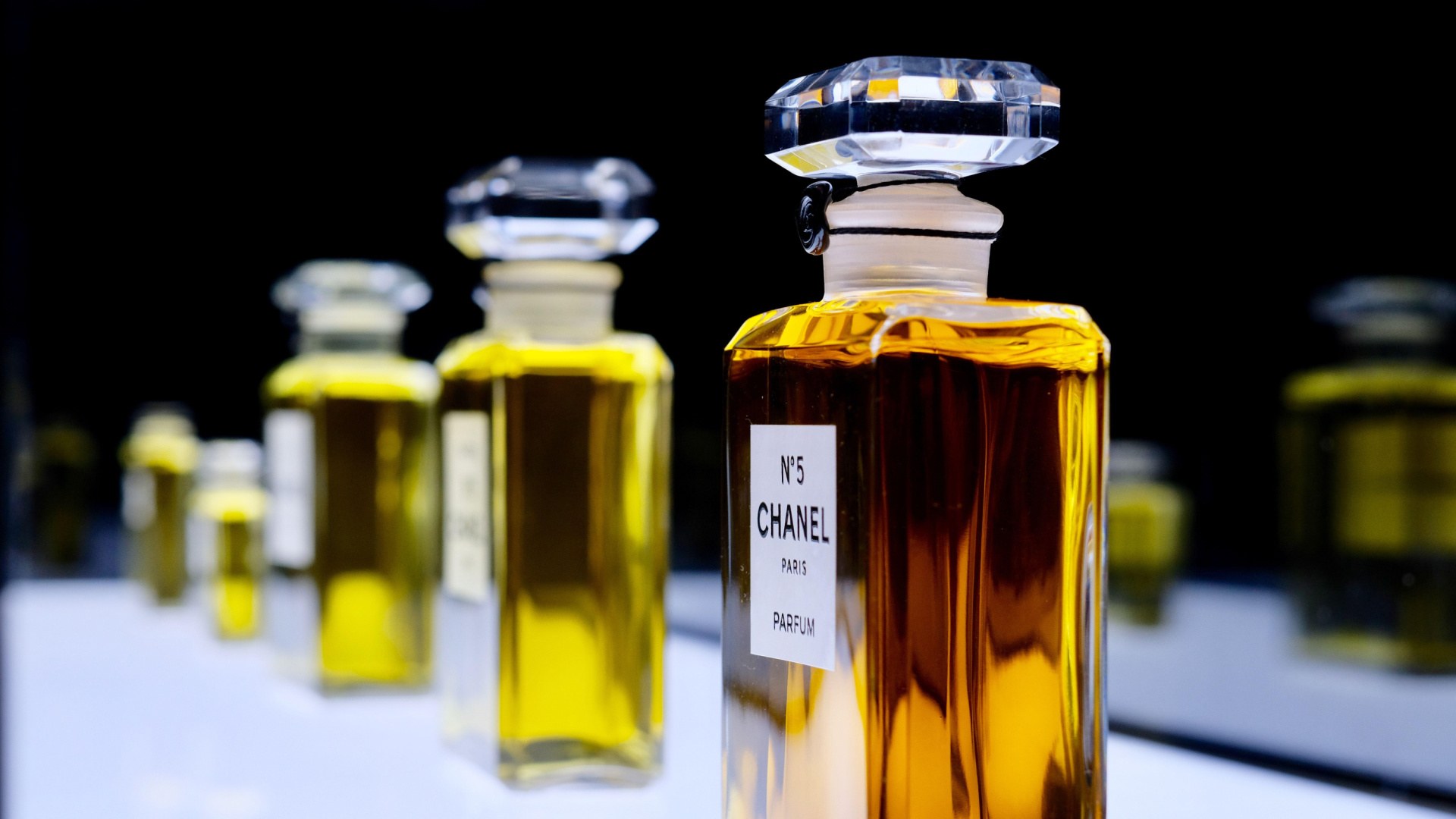 El verdadero origen del Chanel Nº5 está en un romance entre un príncipe ...