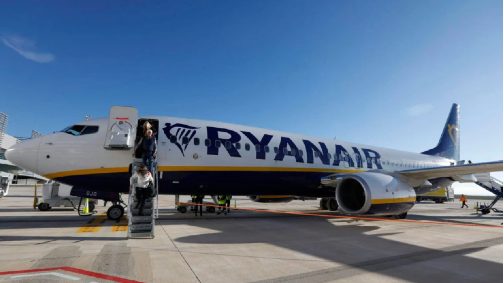 Así afecta la decisión de Ryanair a ciudades como Zaragoza, Vigo o Santander: "Si bajáramos las frecuencias, no sería tanto el impacto"