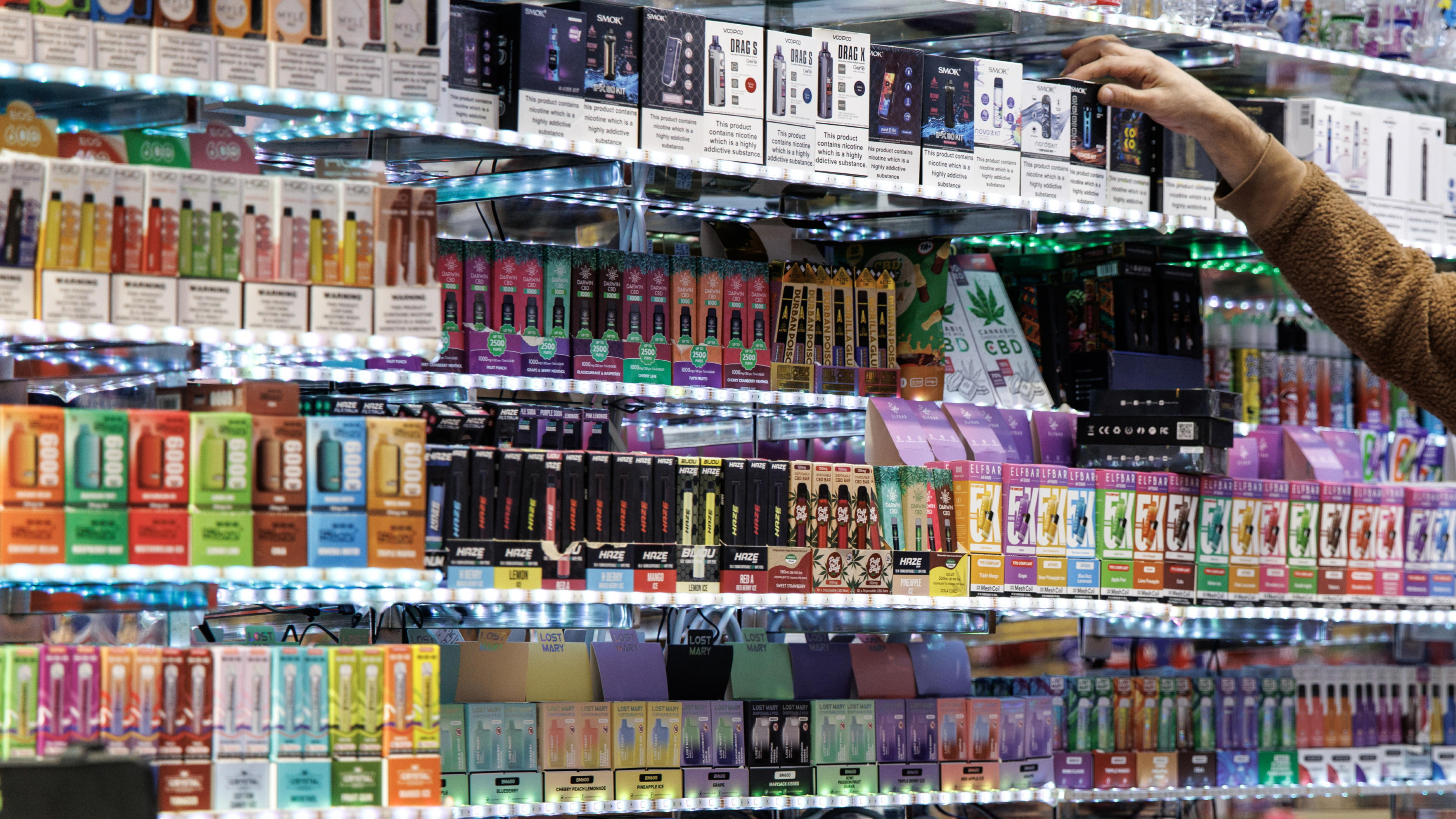 El vapeo se dispara entre los menores de Baleares: "Desde los 10 años"