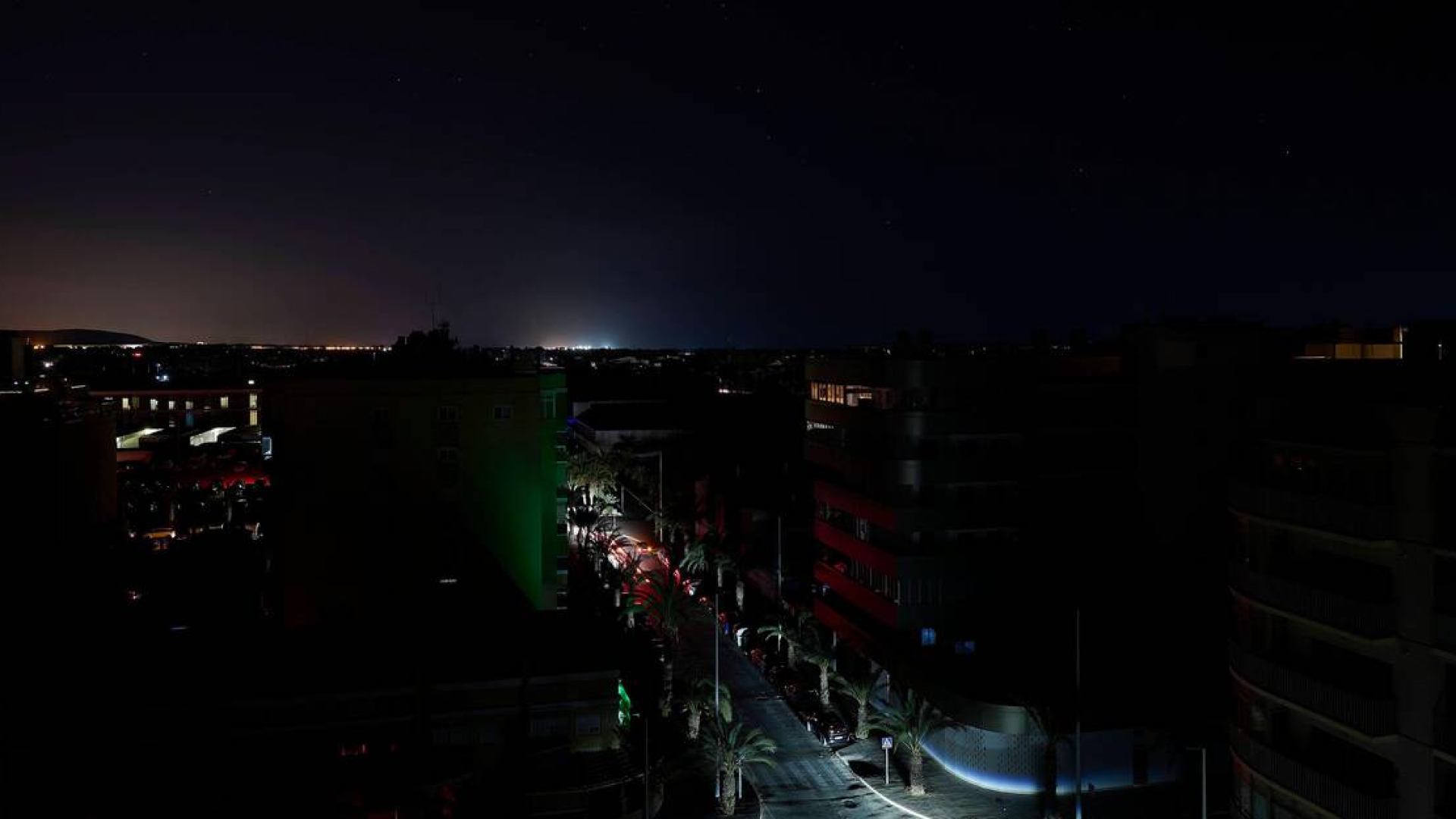 Red Eléctrica detecta "variaciones bruscas de tensión" que podrían derivar en "desestabilizaciones" como las que provocaron el apagón de abril